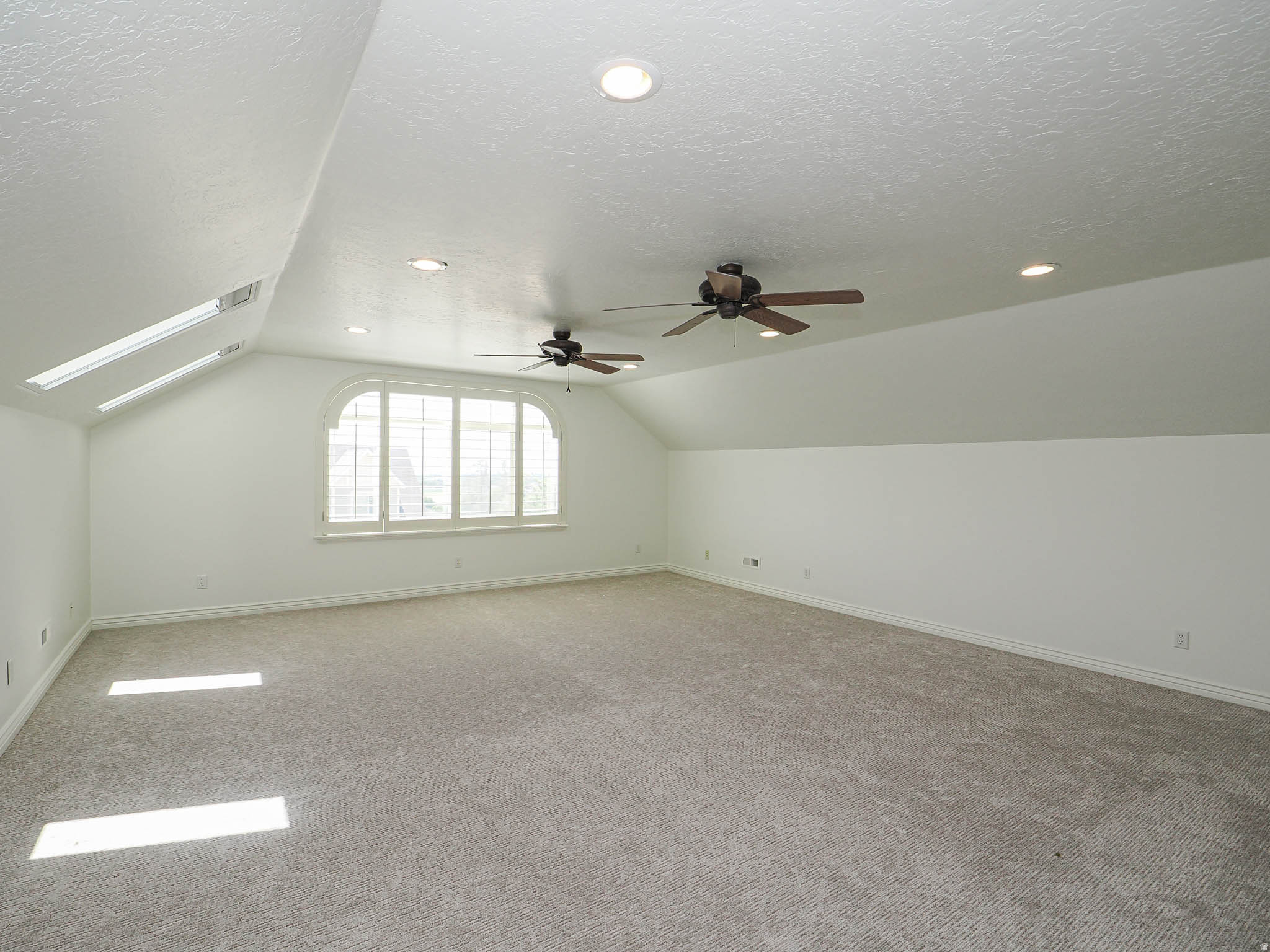 AVANYU ACRES - Residential