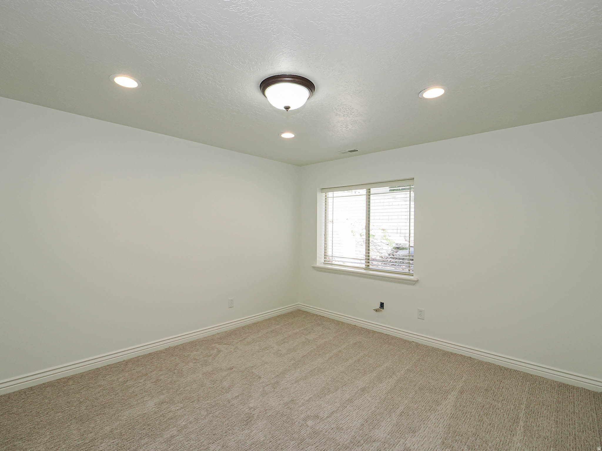 AVANYU ACRES - Residential