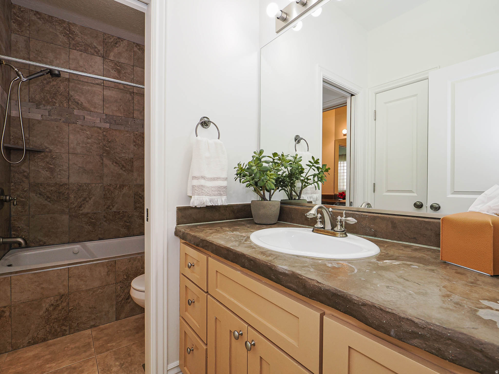 AVANYU ACRES - Residential