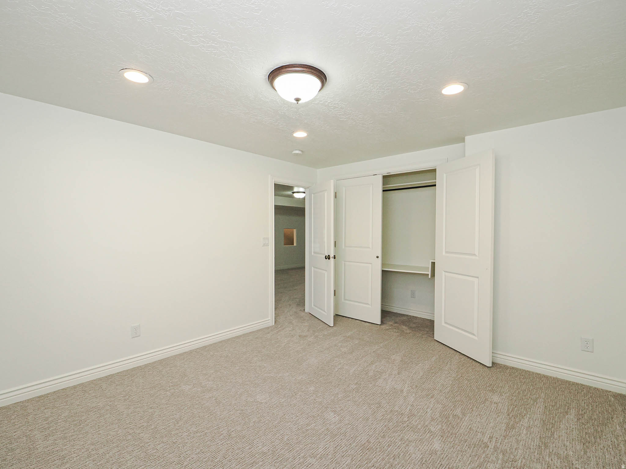 AVANYU ACRES - Residential