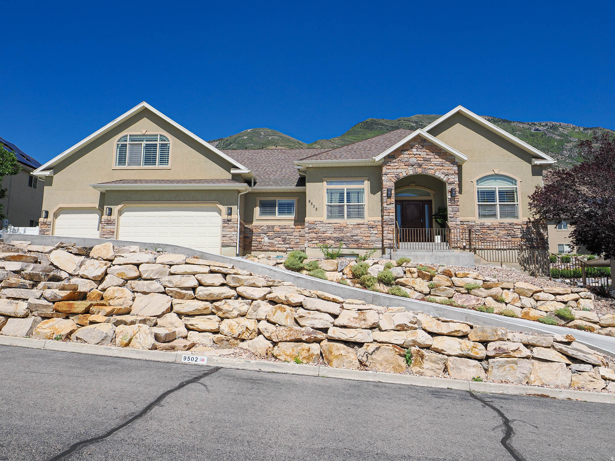 AVANYU ACRES - Residential