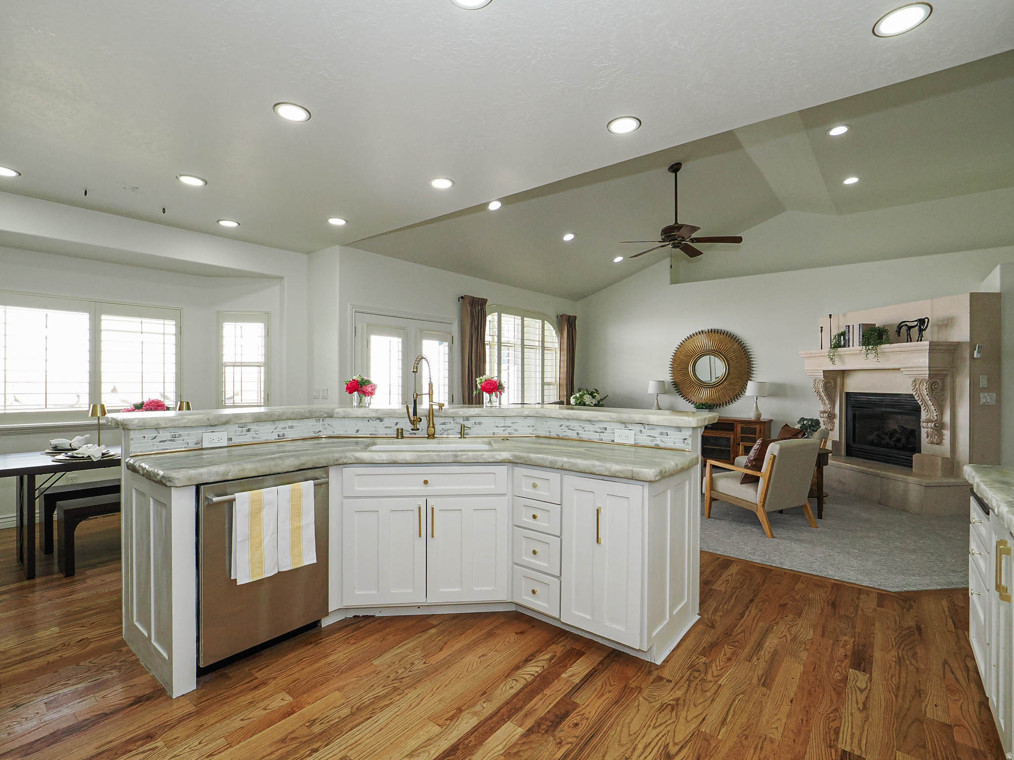 AVANYU ACRES - Residential