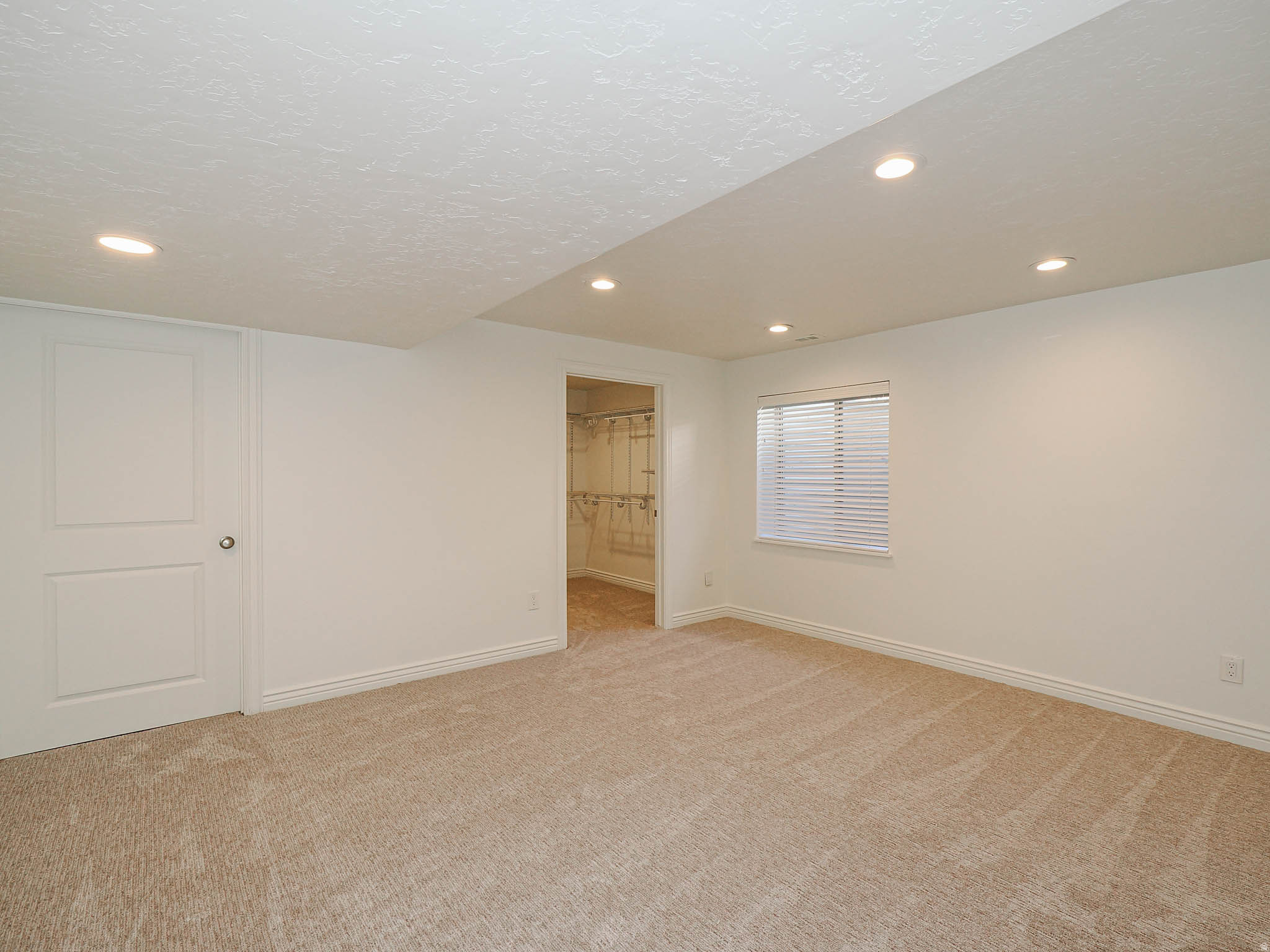 AVANYU ACRES - Residential