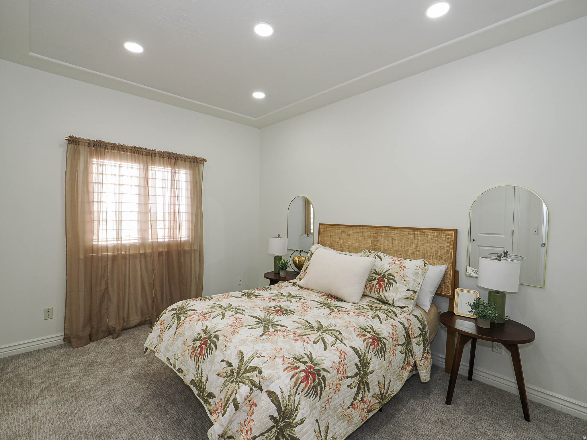 AVANYU ACRES - Residential