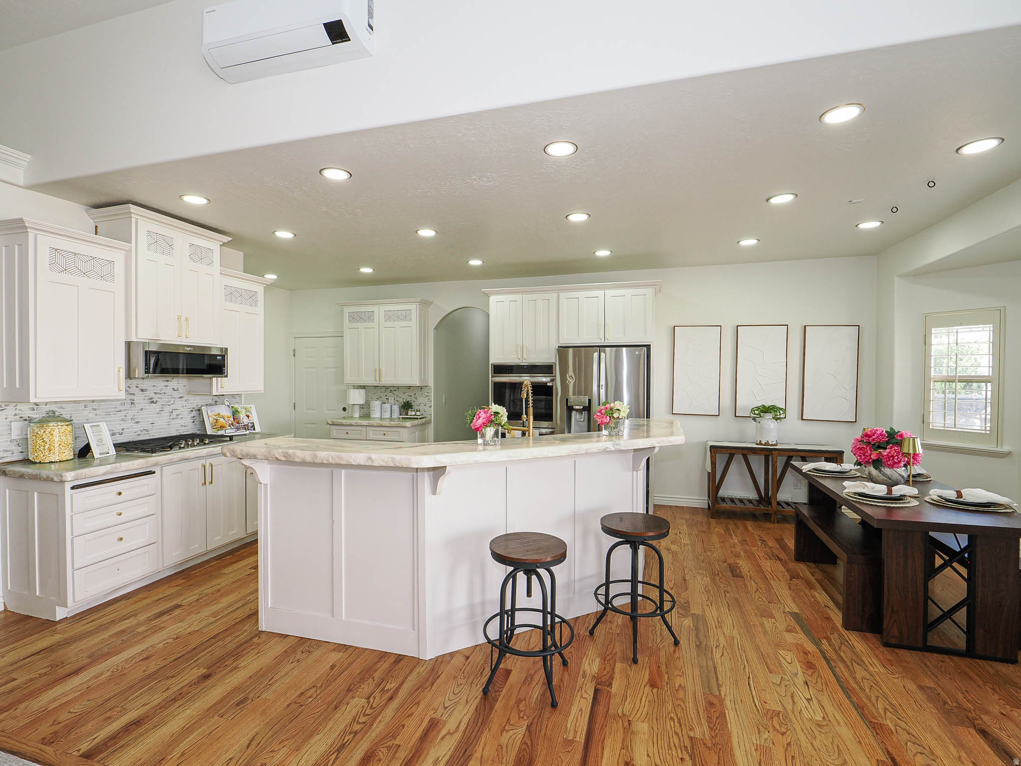AVANYU ACRES - Residential