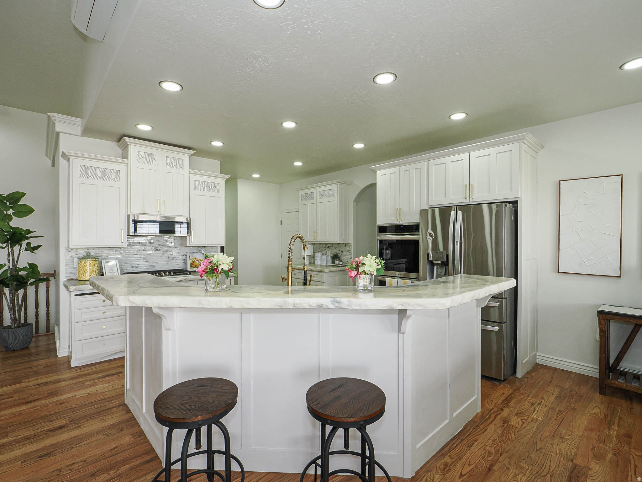 AVANYU ACRES - Residential