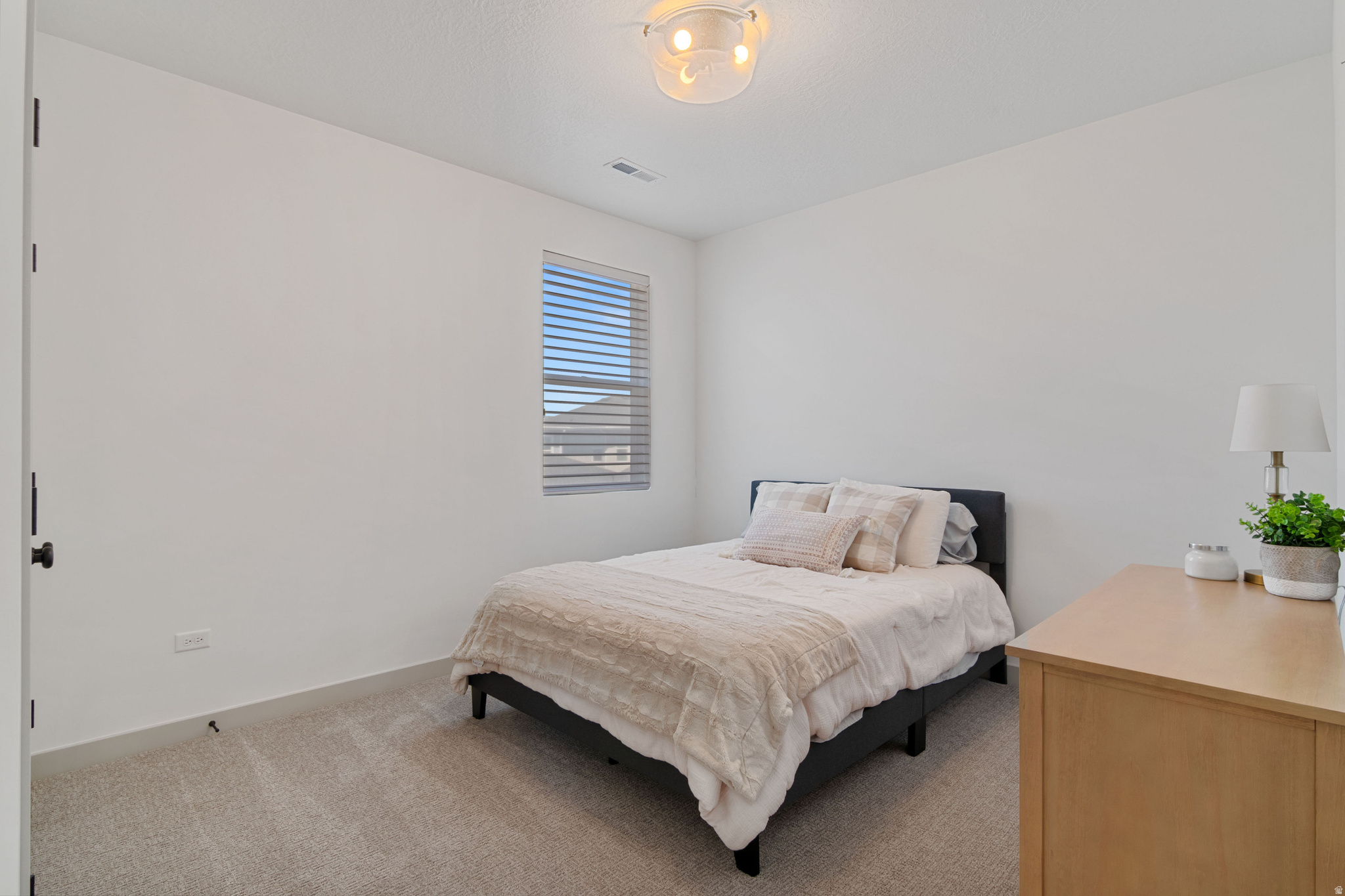 CEDAR CANYON - Residential