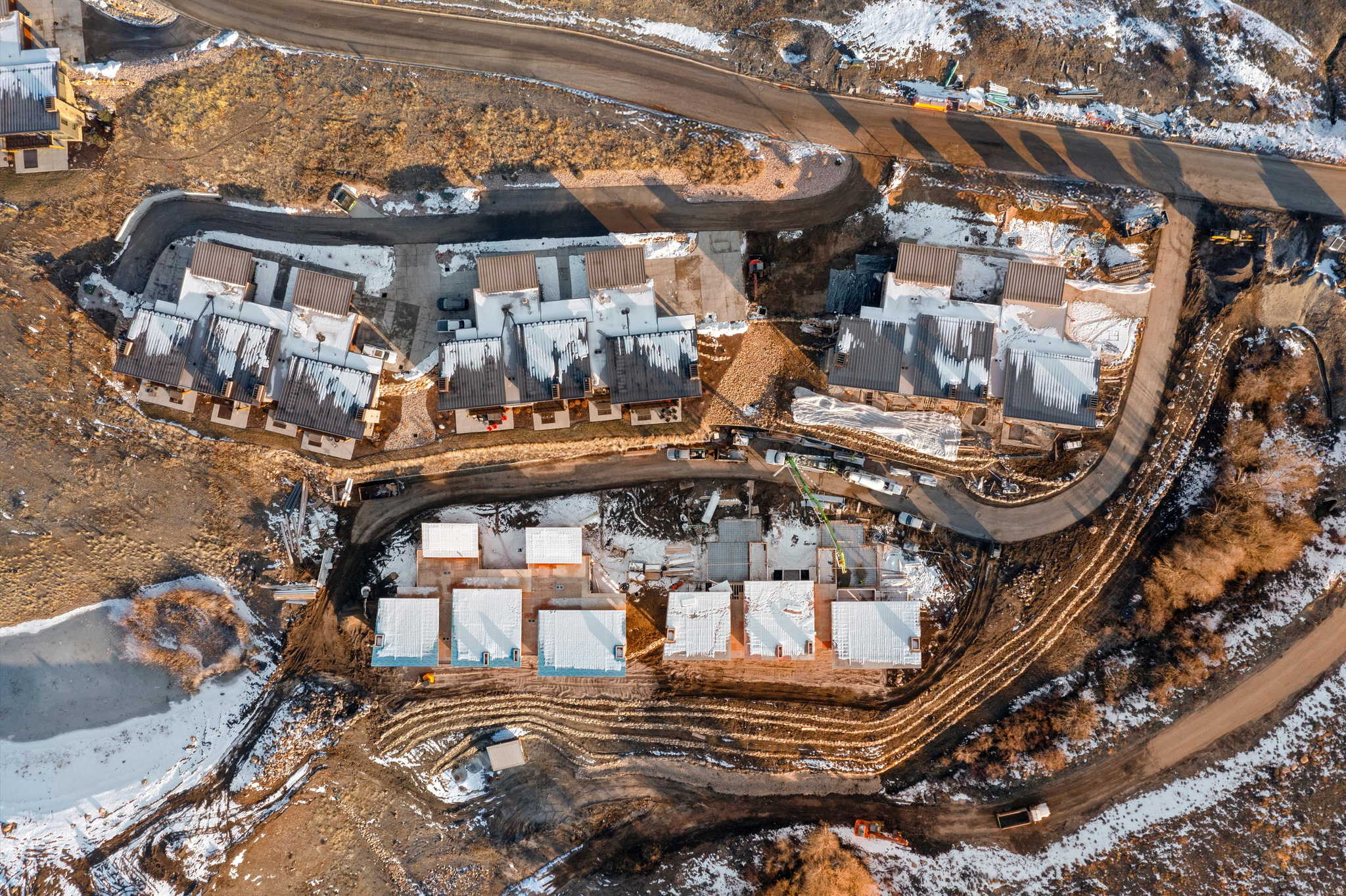 THE RIDGE TOWNHOMES - Residential