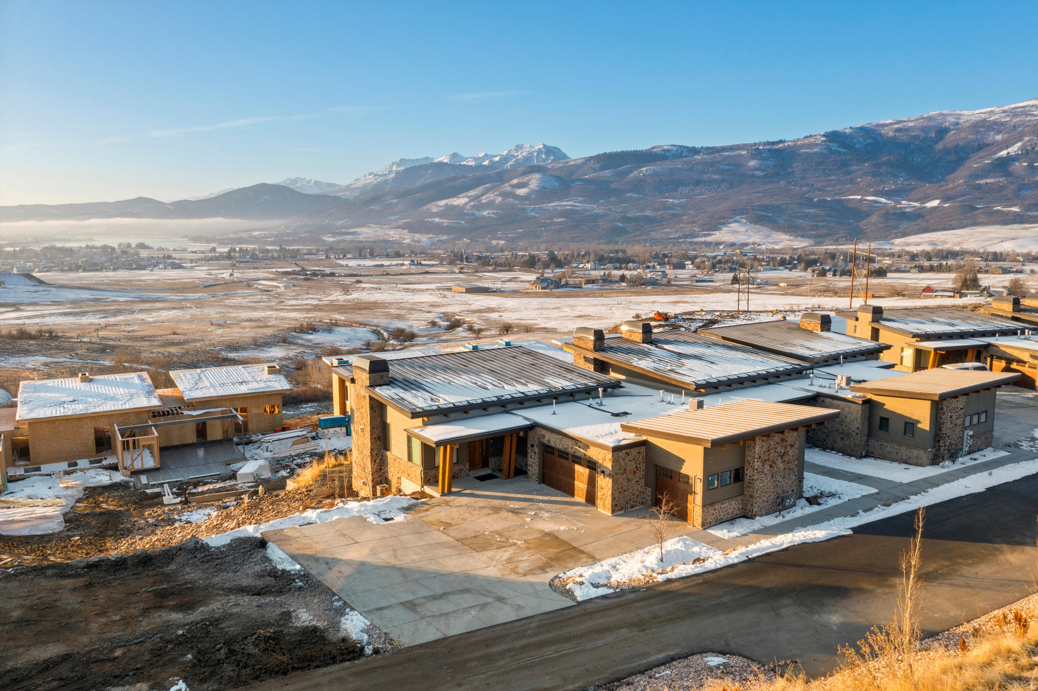 THE RIDGE TOWNHOMES - Residential