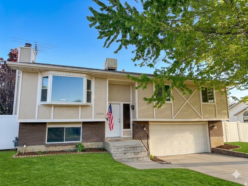 Beautifully maintained 4-Bedroom brick Home. Recent upgrades are new energy-saving solar panels, a brand-new electric panel, and a new A/C unit! Located on a quiet, well-kept street with lots of trees. Near everything! Come see the cozy fireplace and updated kitchen with granite countertops! Run it will go fast!