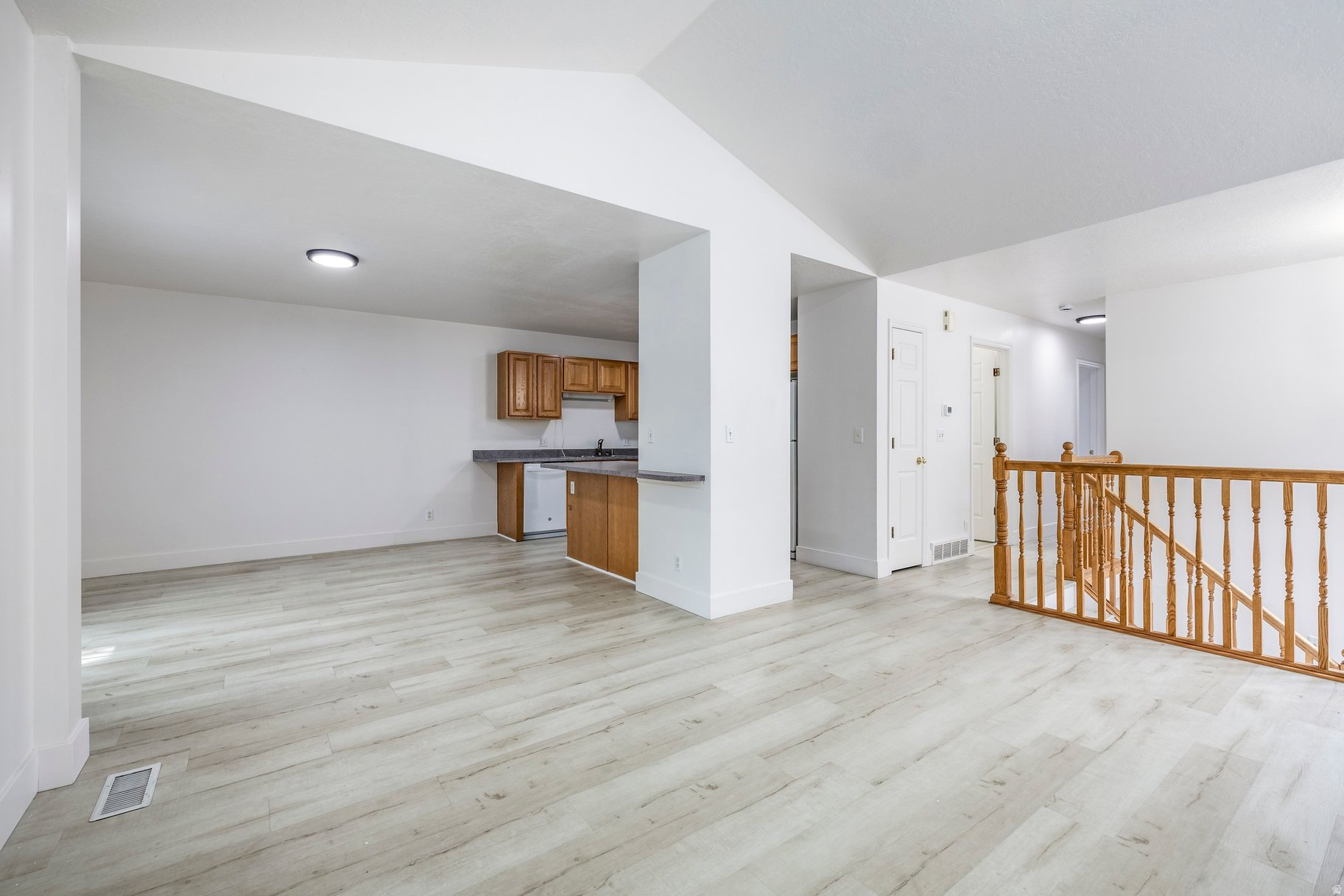 COTTONWOOD COVE OF HOLLADAY - Residential