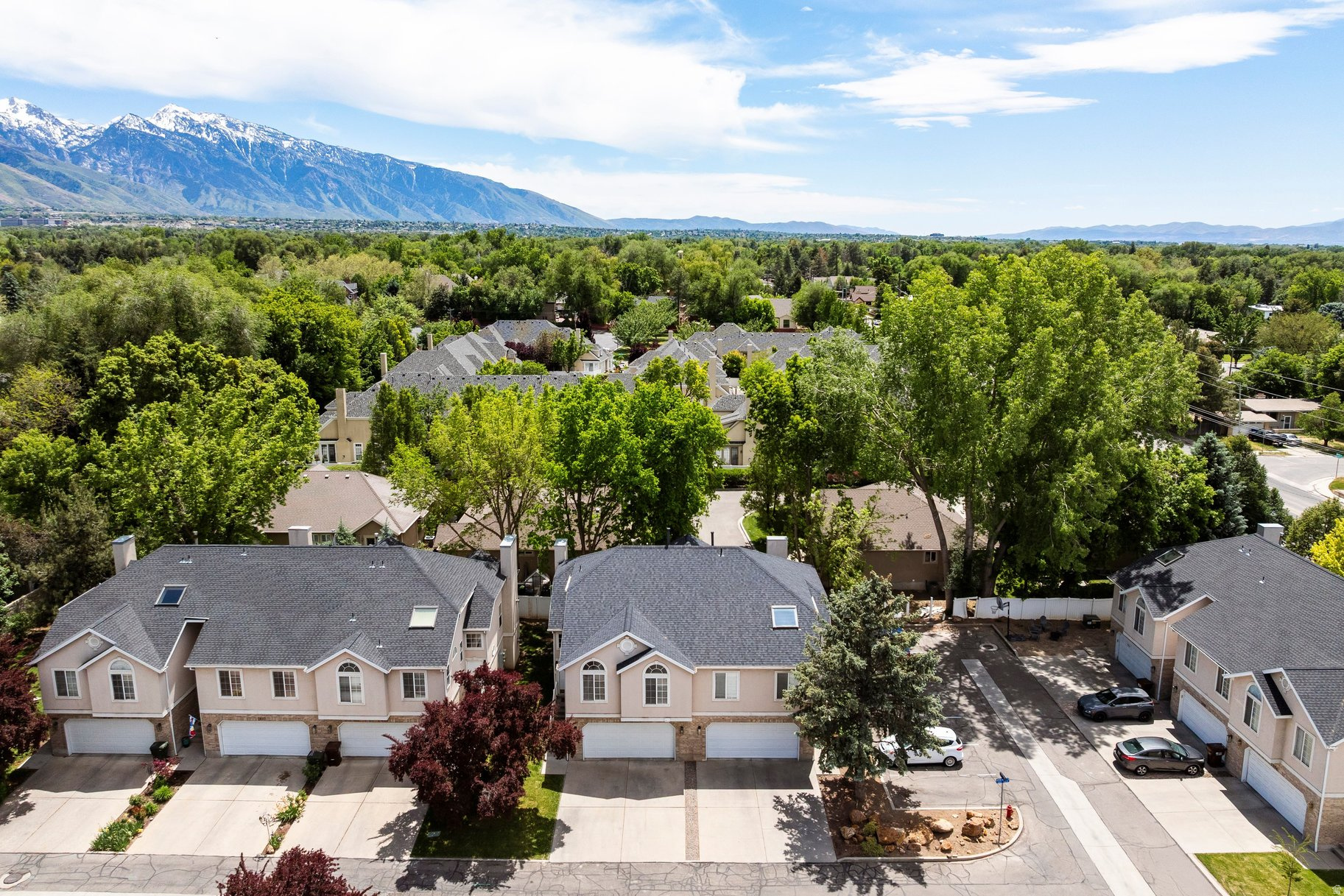 COTTONWOOD COVE OF HOLLADAY - Residential