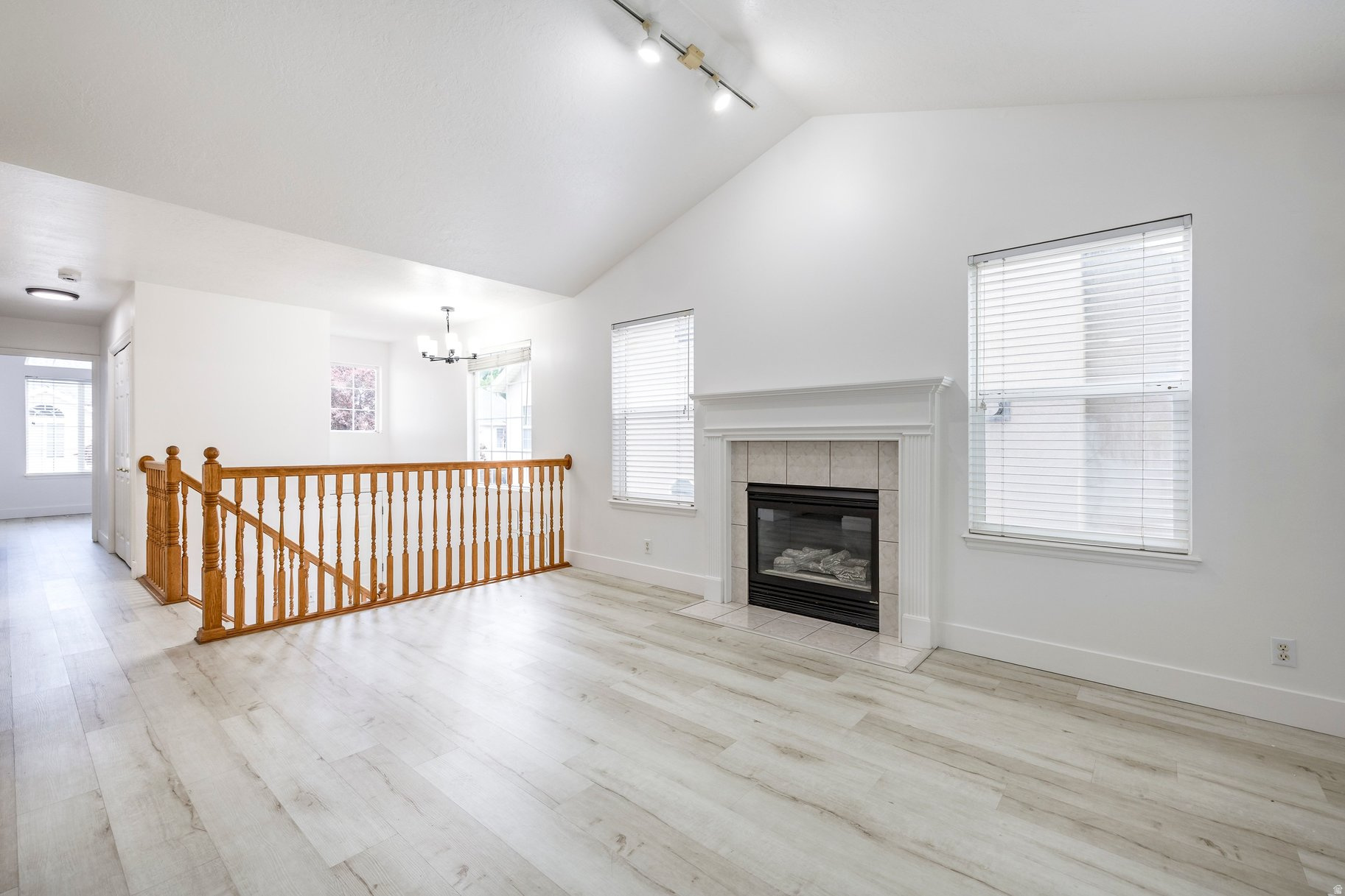 COTTONWOOD COVE OF HOLLADAY - Residential