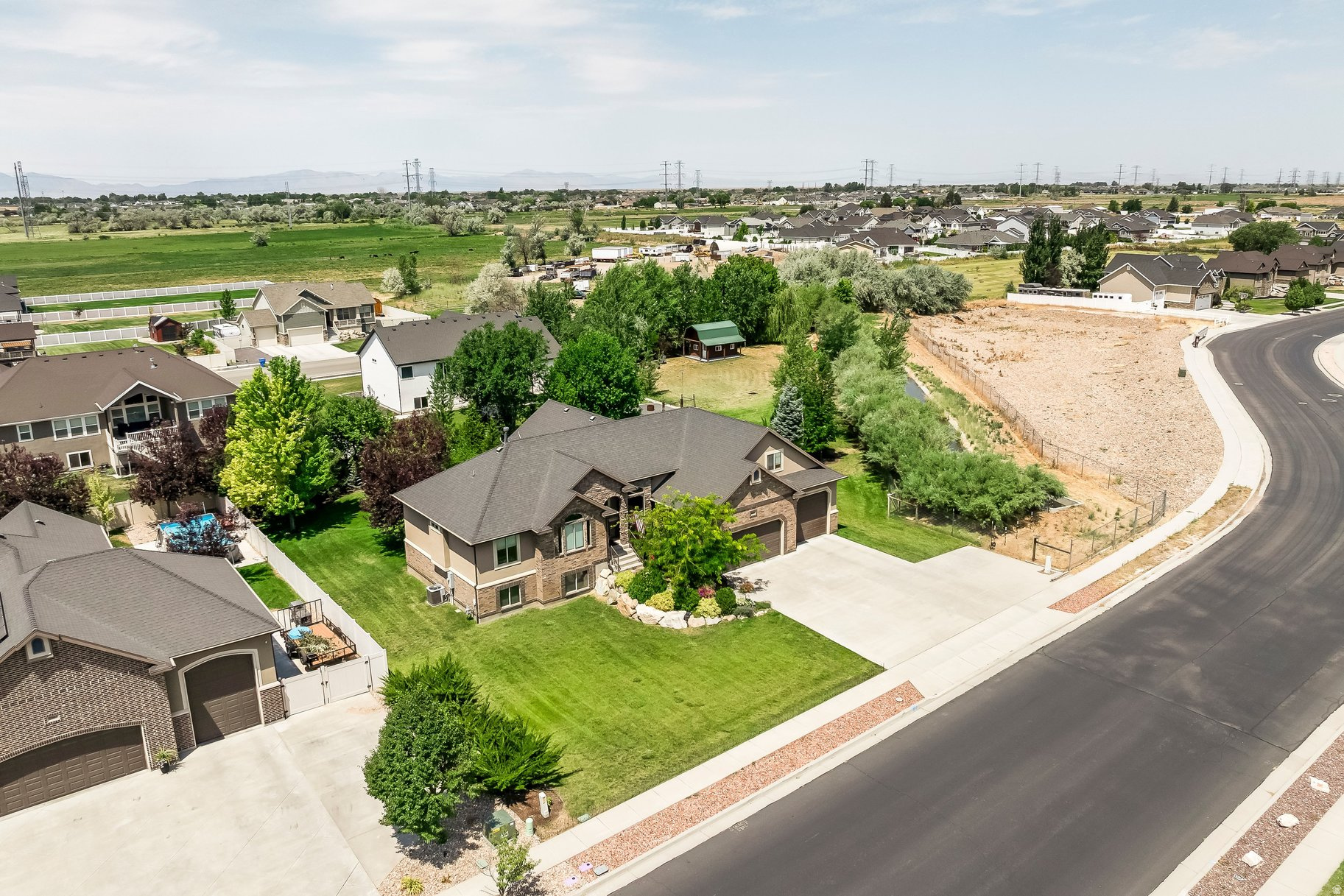 MOUNTAIN WEST MEADOWS PHASE 3 - Residential