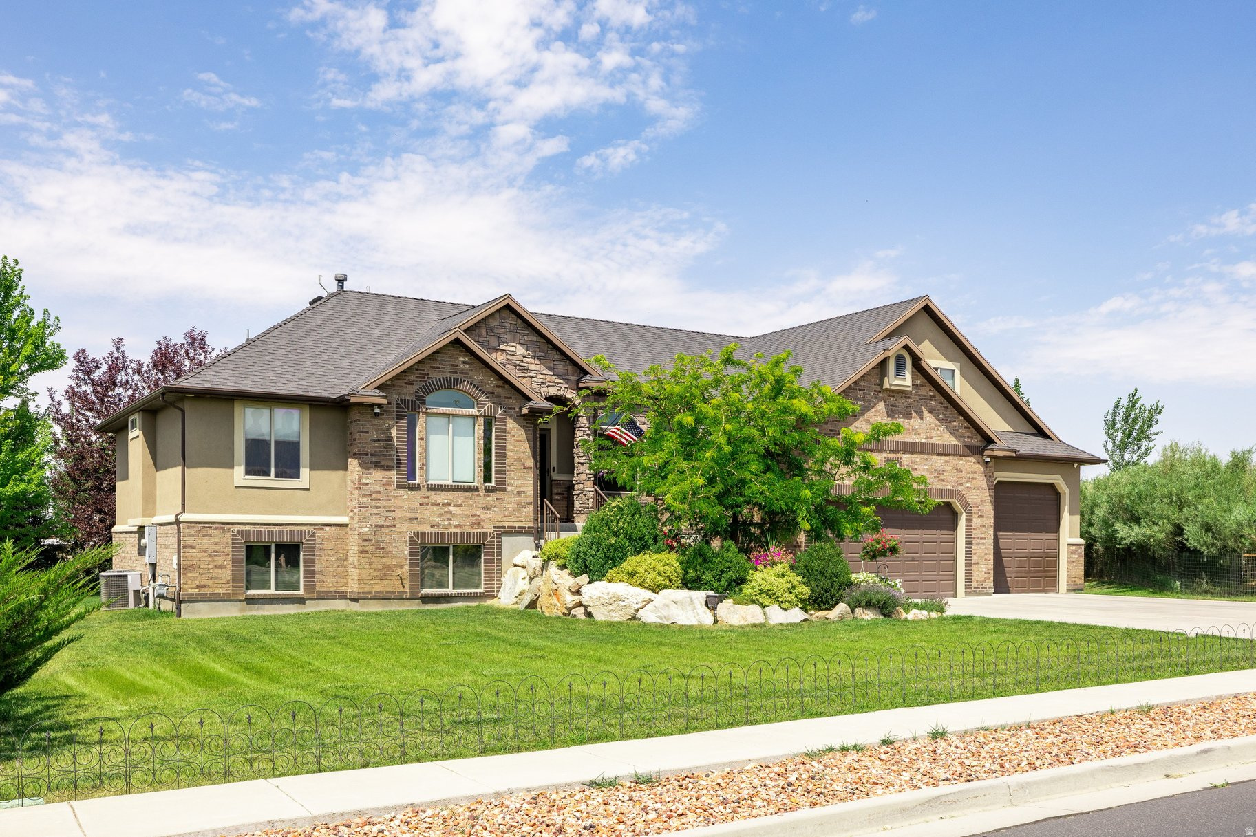 MOUNTAIN WEST MEADOWS PHASE 3 - Residential