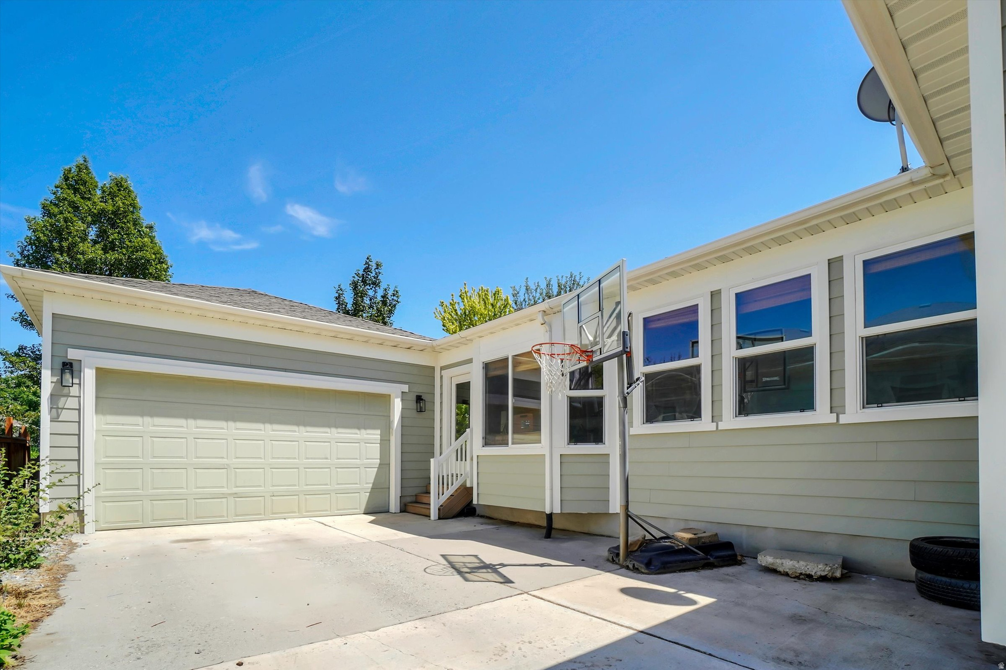 KENNECOTT - Residential