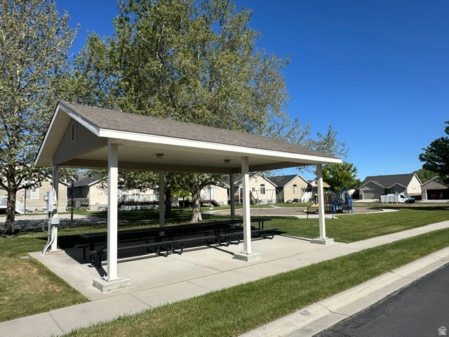 DOVE MEADOWS - Residential