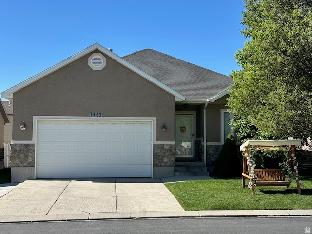 Amazing rambler in quiet, private, gated neighborhood!  Across the street from park with playground, basketball court and pavilion.  Open concept kitchen and living room.  HOA takes care of landscaping and snow removal for owner convenience.  Water, sewer, trash is covered by HOA.  Motivated Sellers would love to show you the home.