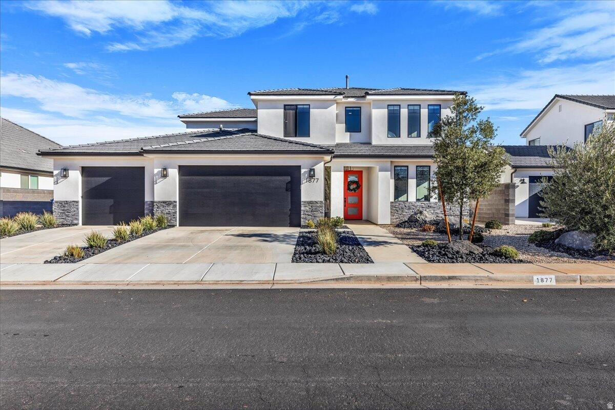 HERITAGE PLACE 1 - Residential
