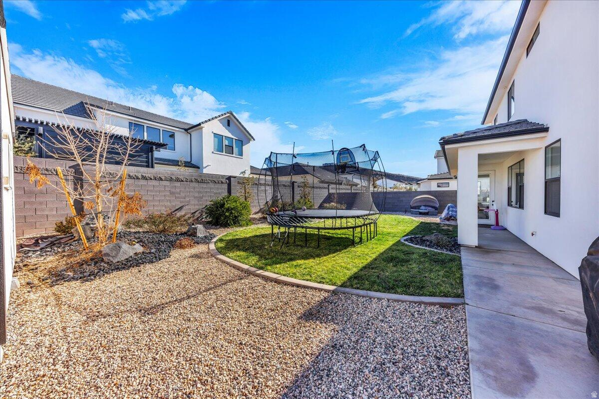 HERITAGE PLACE 1 - Residential