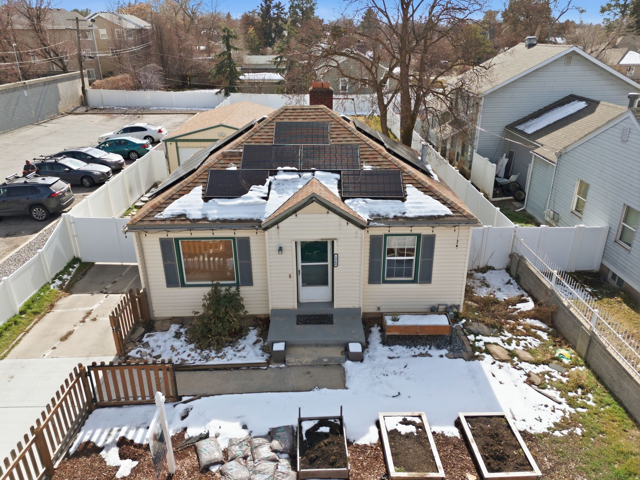 EAST MILLCREEK - Commercial Sale