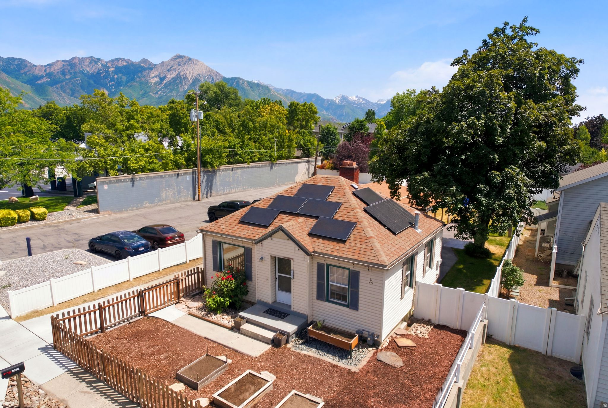 EAST MILLCREEK - Commercial Sale