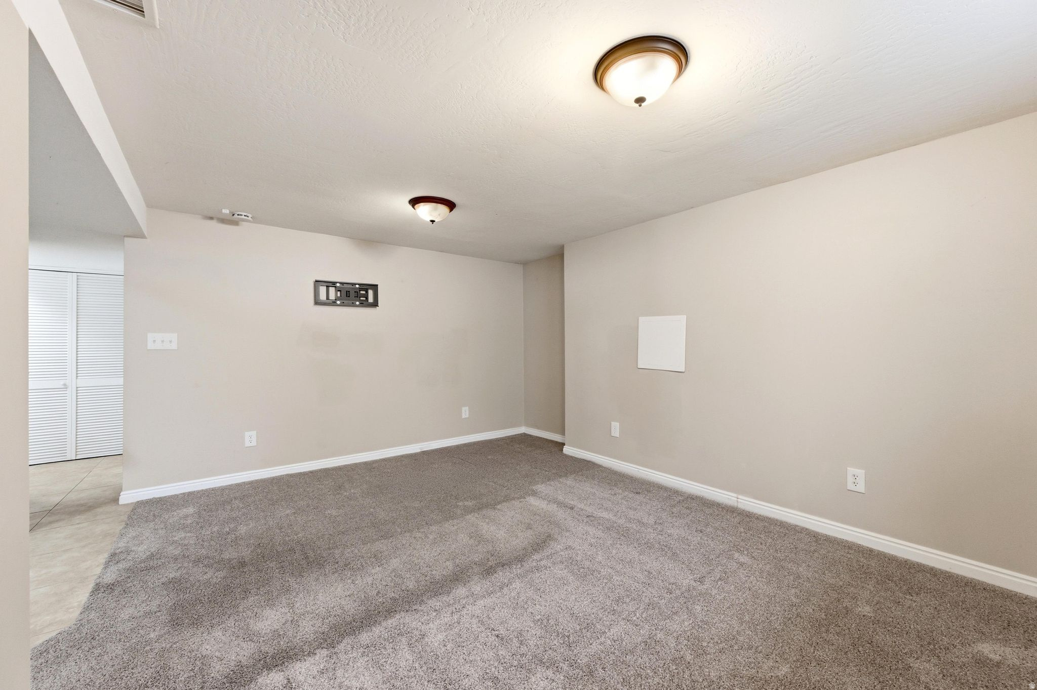 EAST MILLCREEK - Commercial Sale