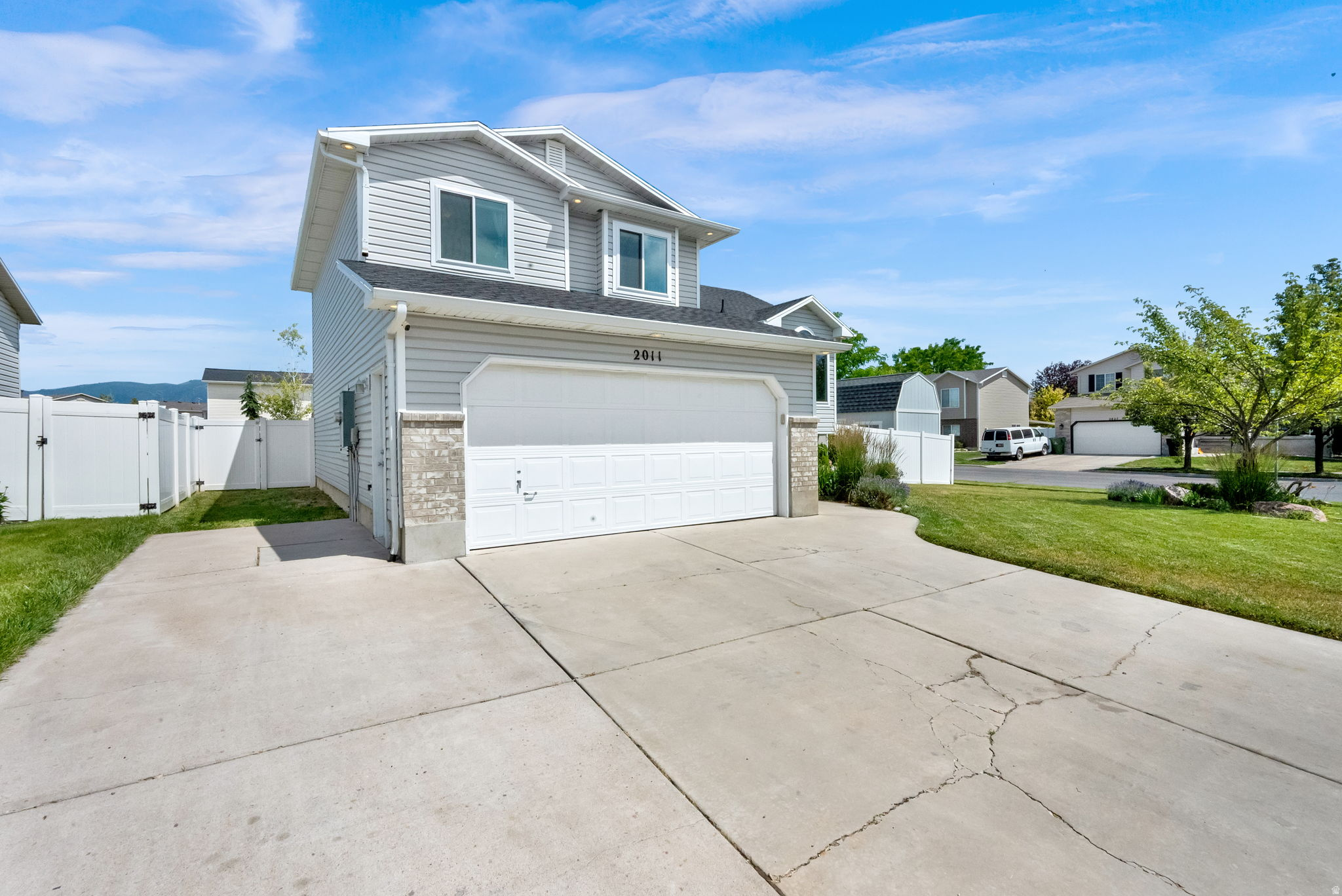 FREEMONT ESTATES - Residential