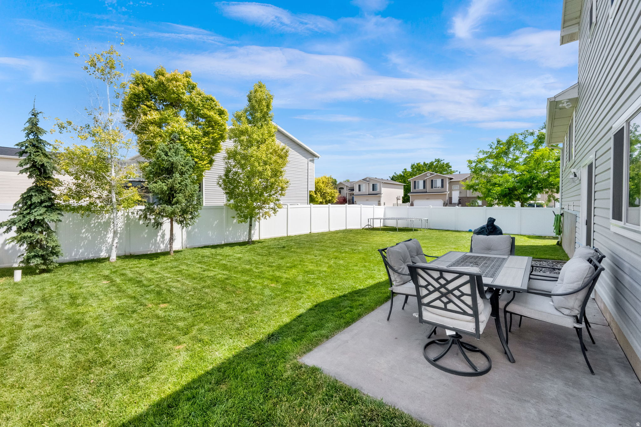 FREEMONT ESTATES - Residential
