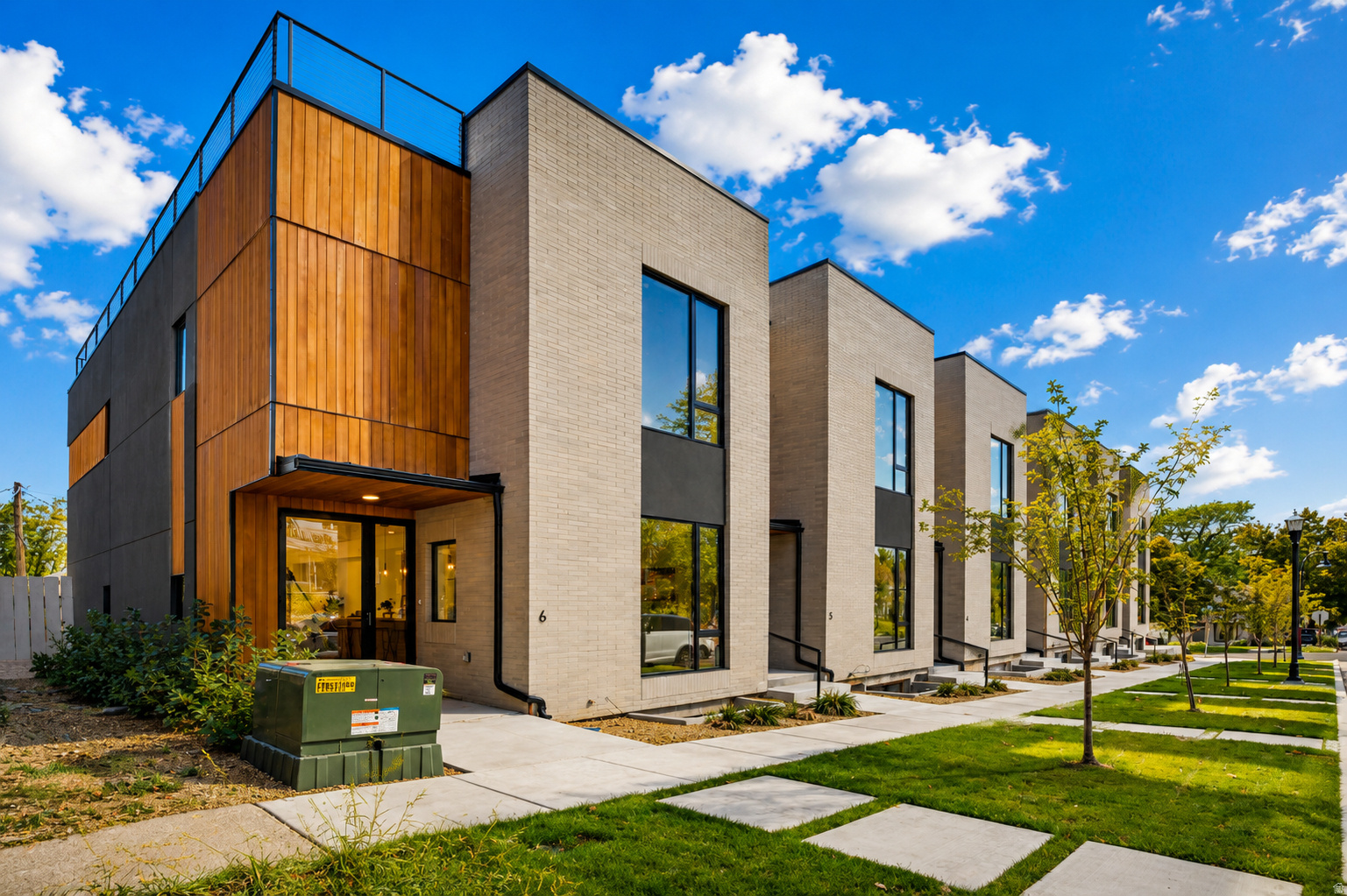 3RD AVENUE TOWNHOMES - Residential