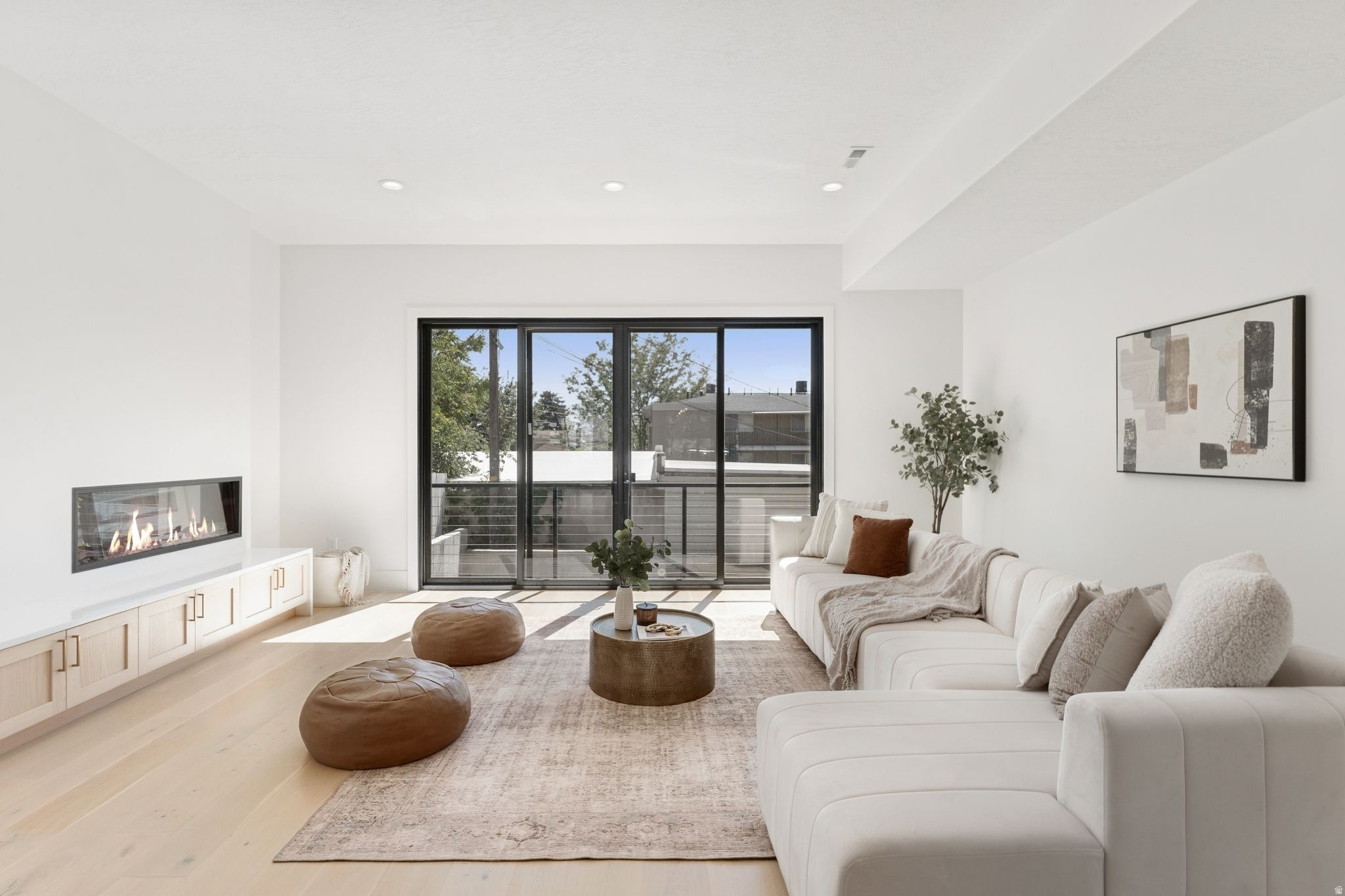 3RD AVENUE TOWNHOMES - Residential