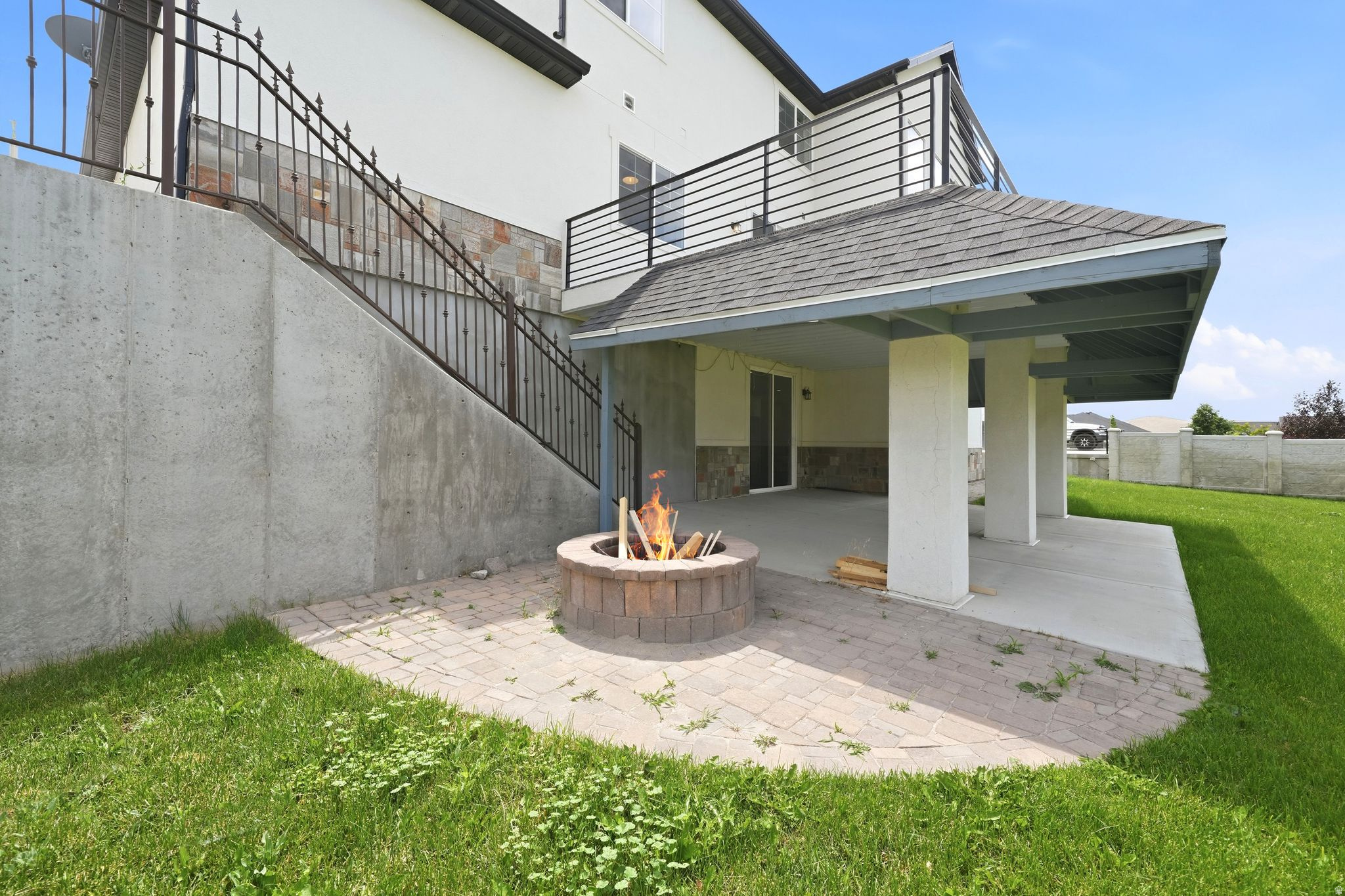 TEMPLE RIM - Residential