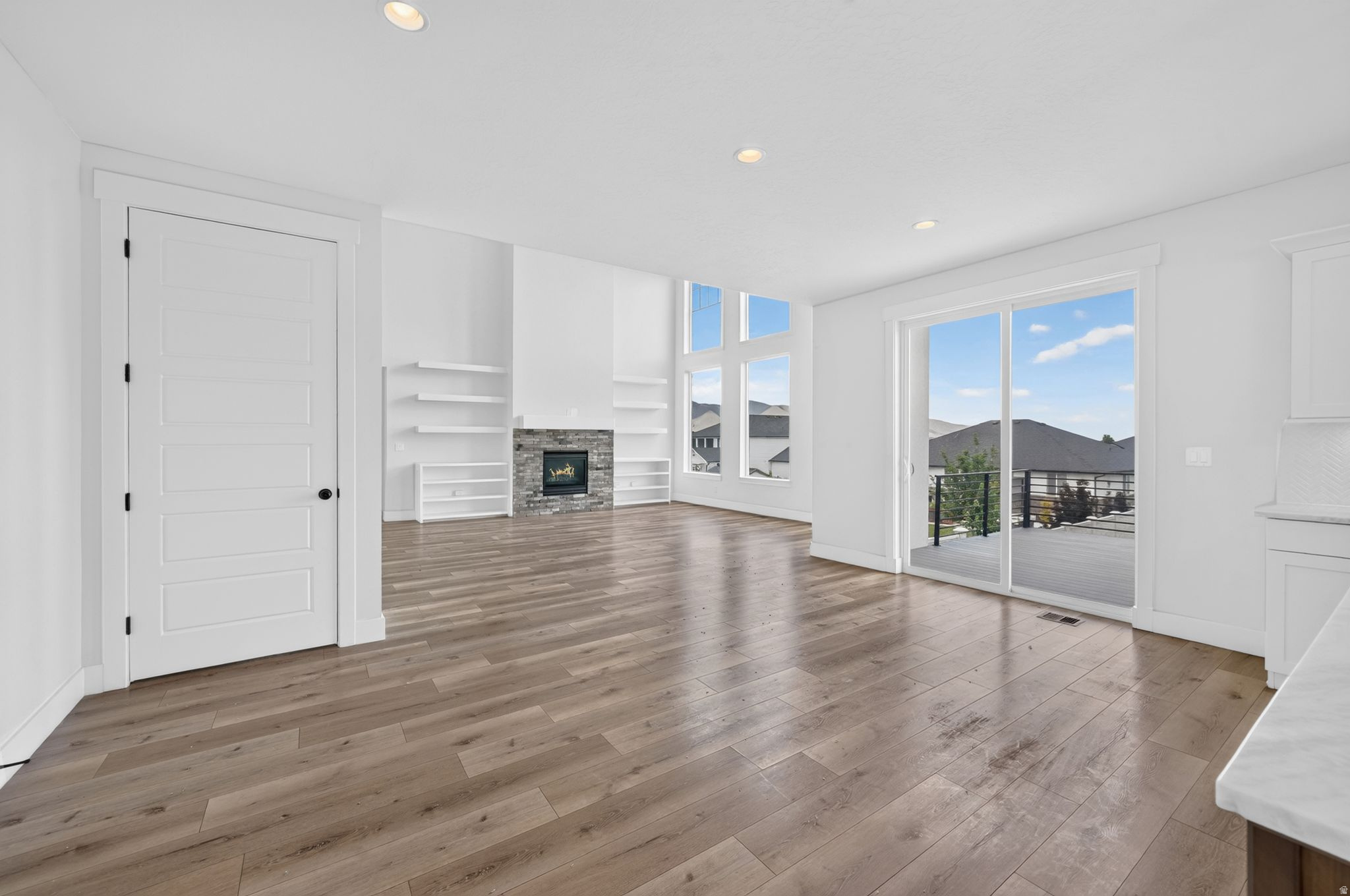 TEMPLE RIM - Residential