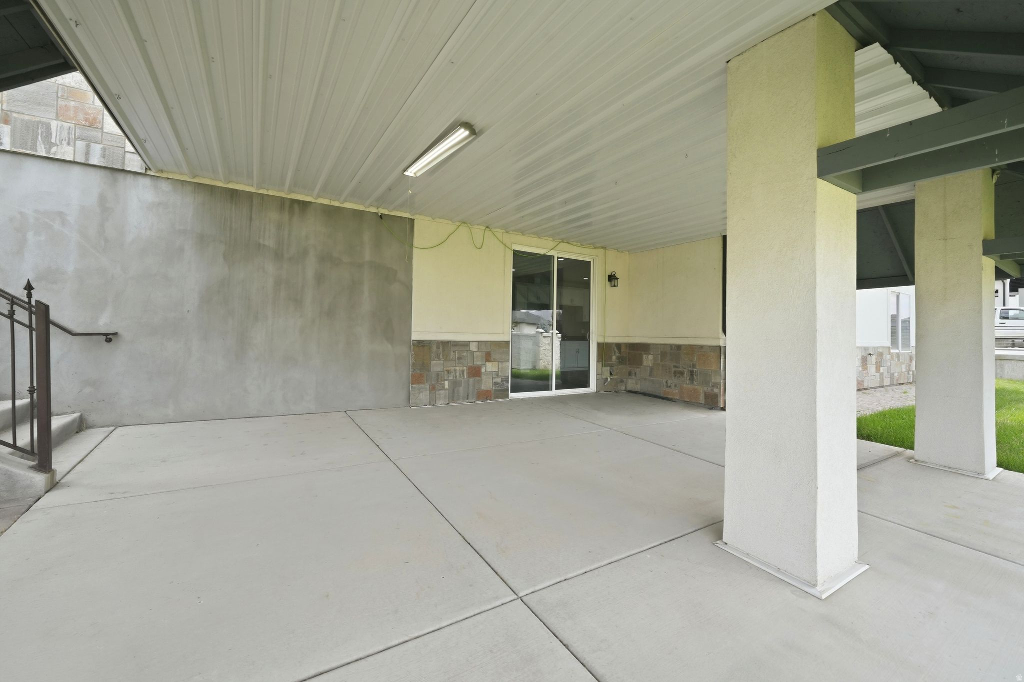 TEMPLE RIM - Residential