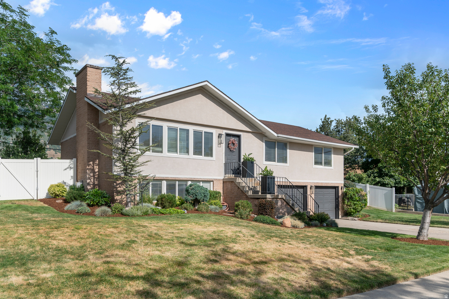 SOUTHLAND TERRACE - Residential