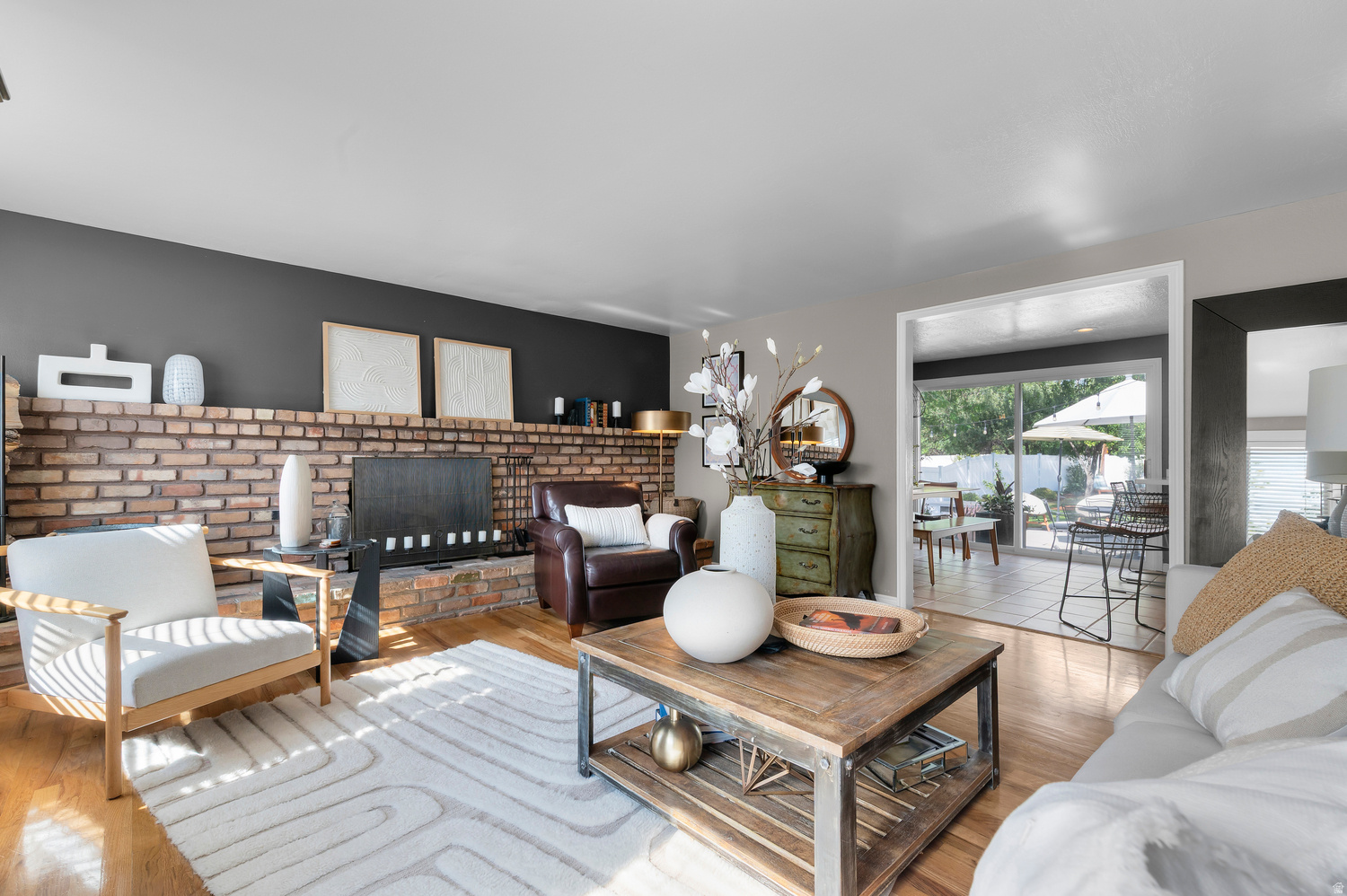 SOUTHLAND TERRACE - Residential