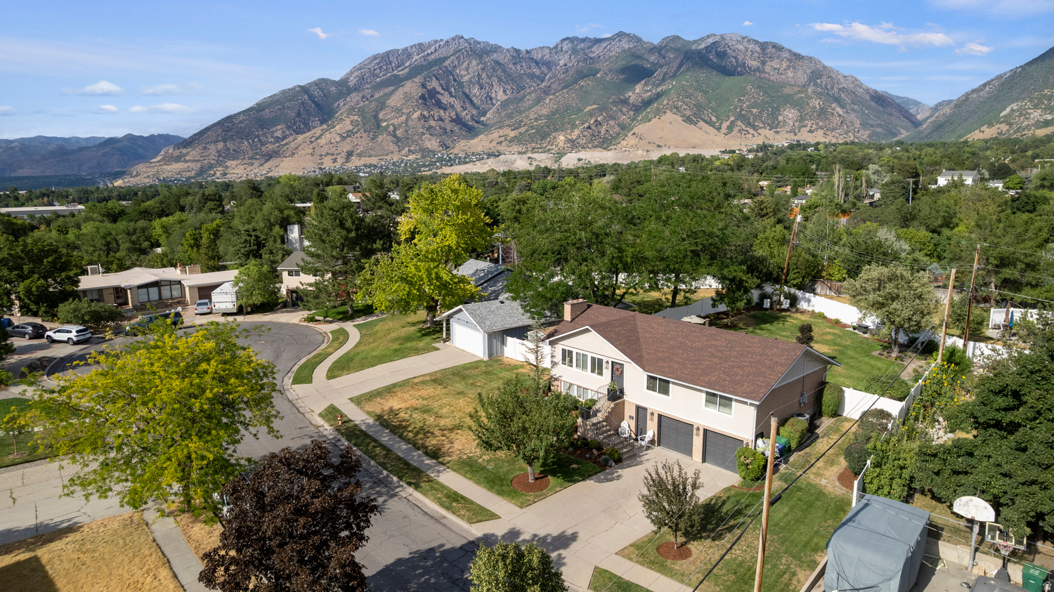 SOUTHLAND TERRACE - Residential