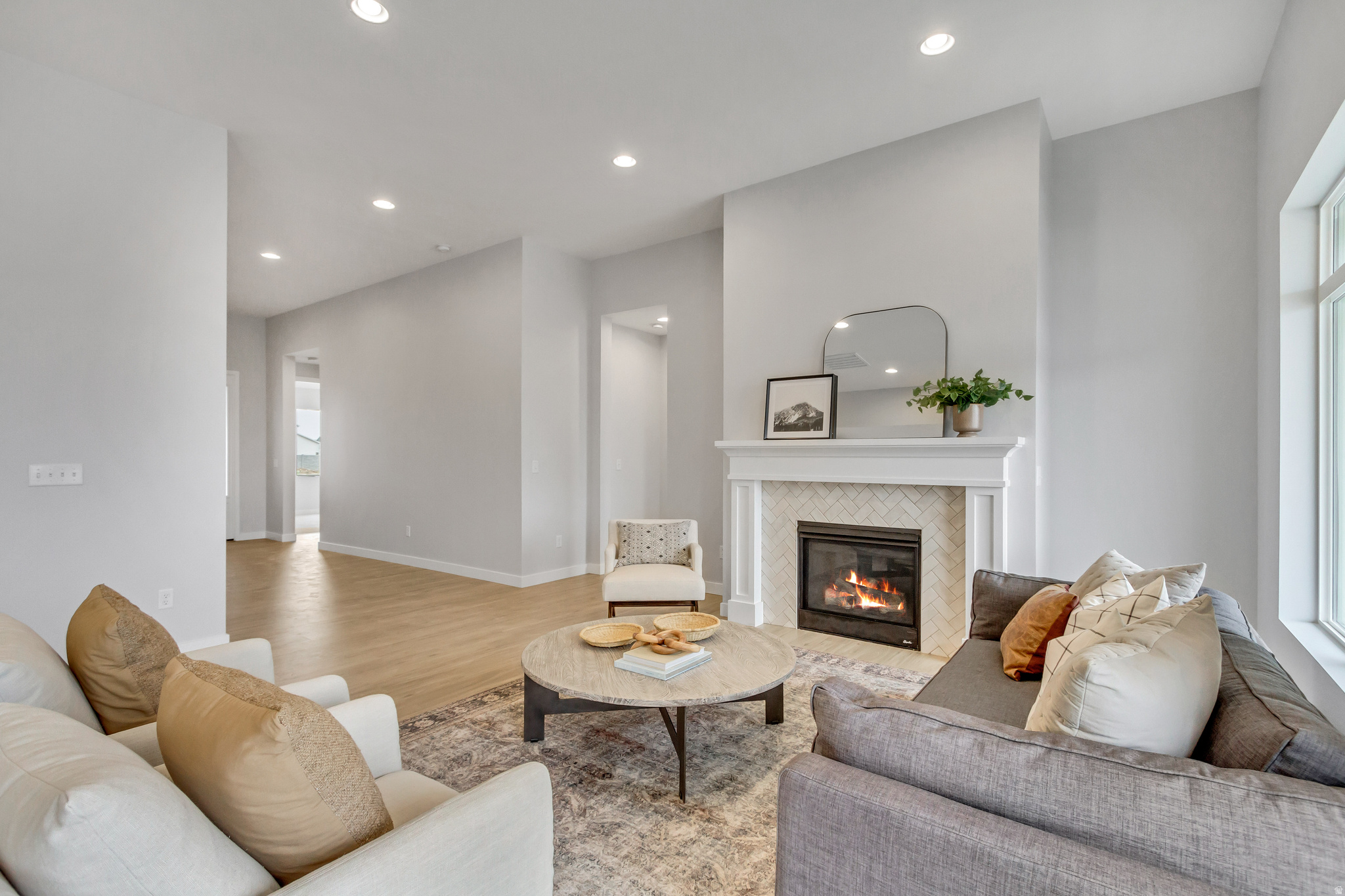 PARKVIEW AT SHORELINE - Residential