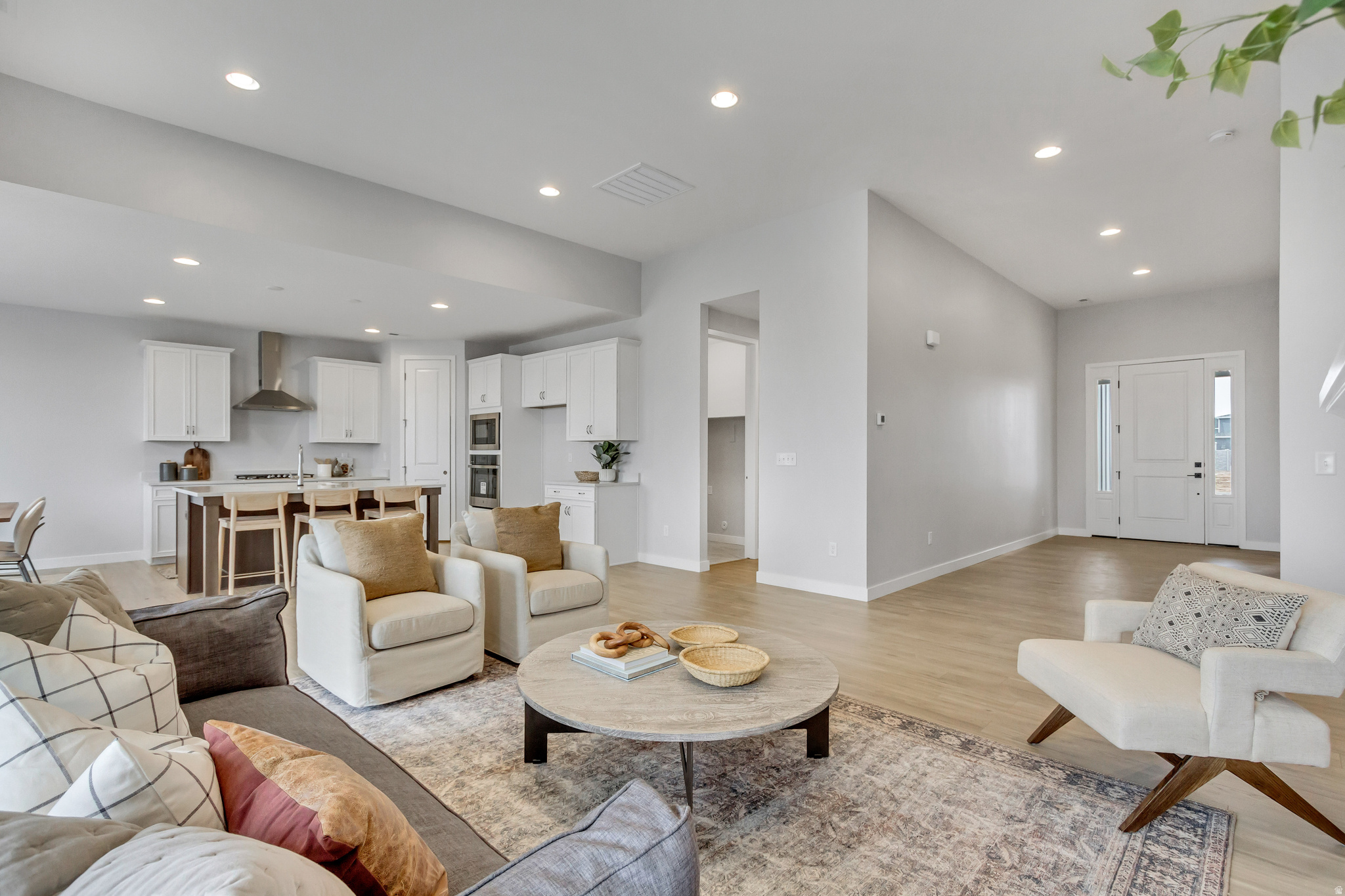 PARKVIEW AT SHORELINE - Residential