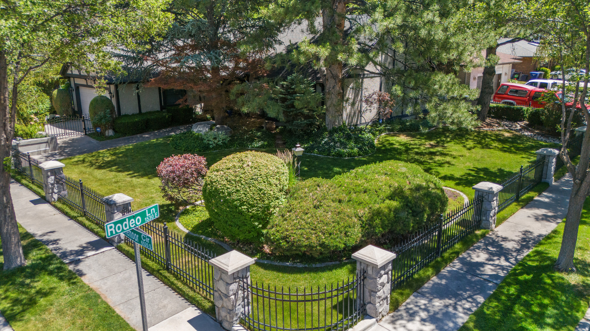 ROTHMOOR ESTATES #1 - Residential