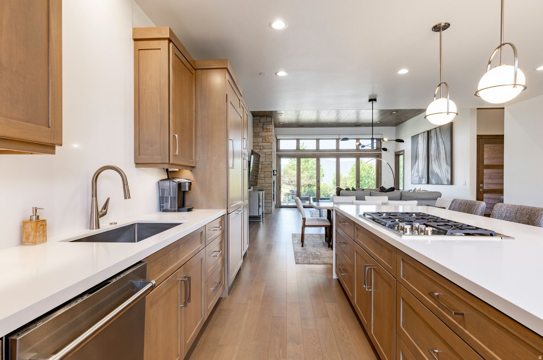 THE VILLAS AT RED LE - Residential