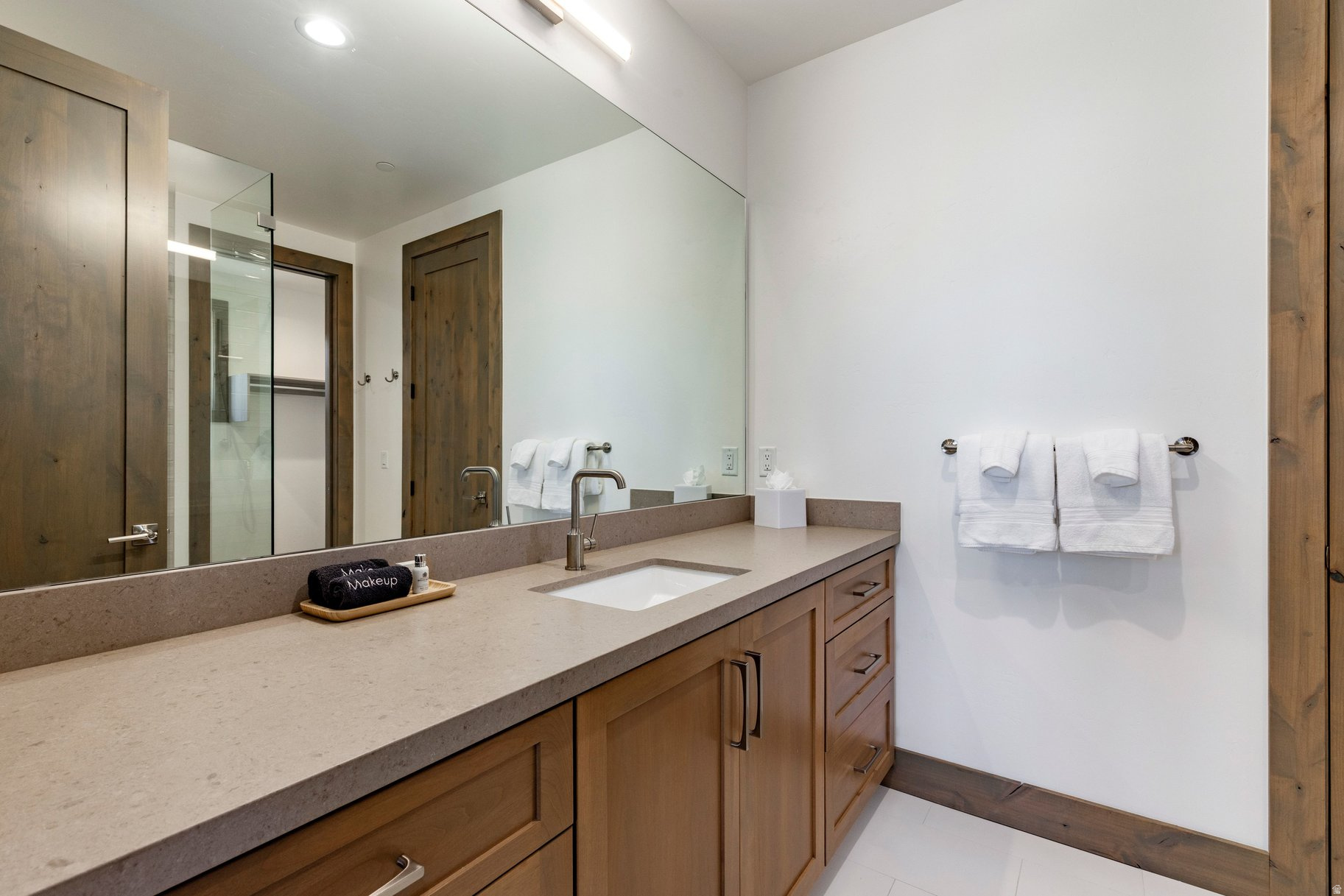 THE VILLAS AT RED LE - Residential