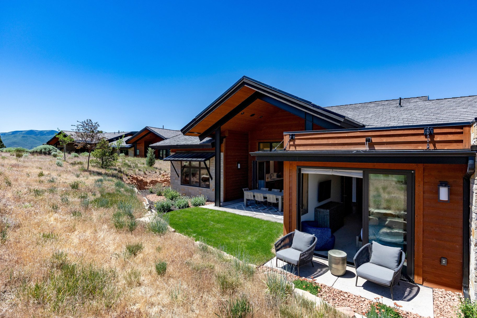 THE VILLAS AT RED LE - Residential