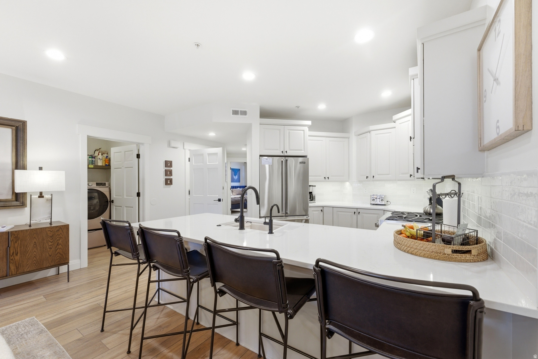 TOWN POINTE - Residential