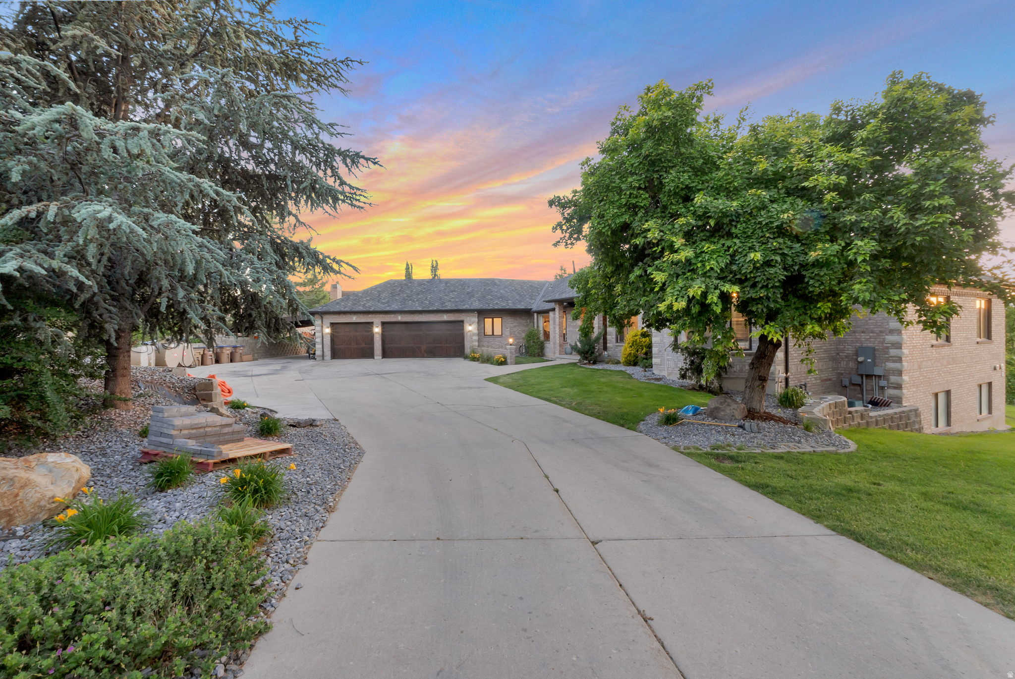 GINGERBROOK ESTATES - Residential