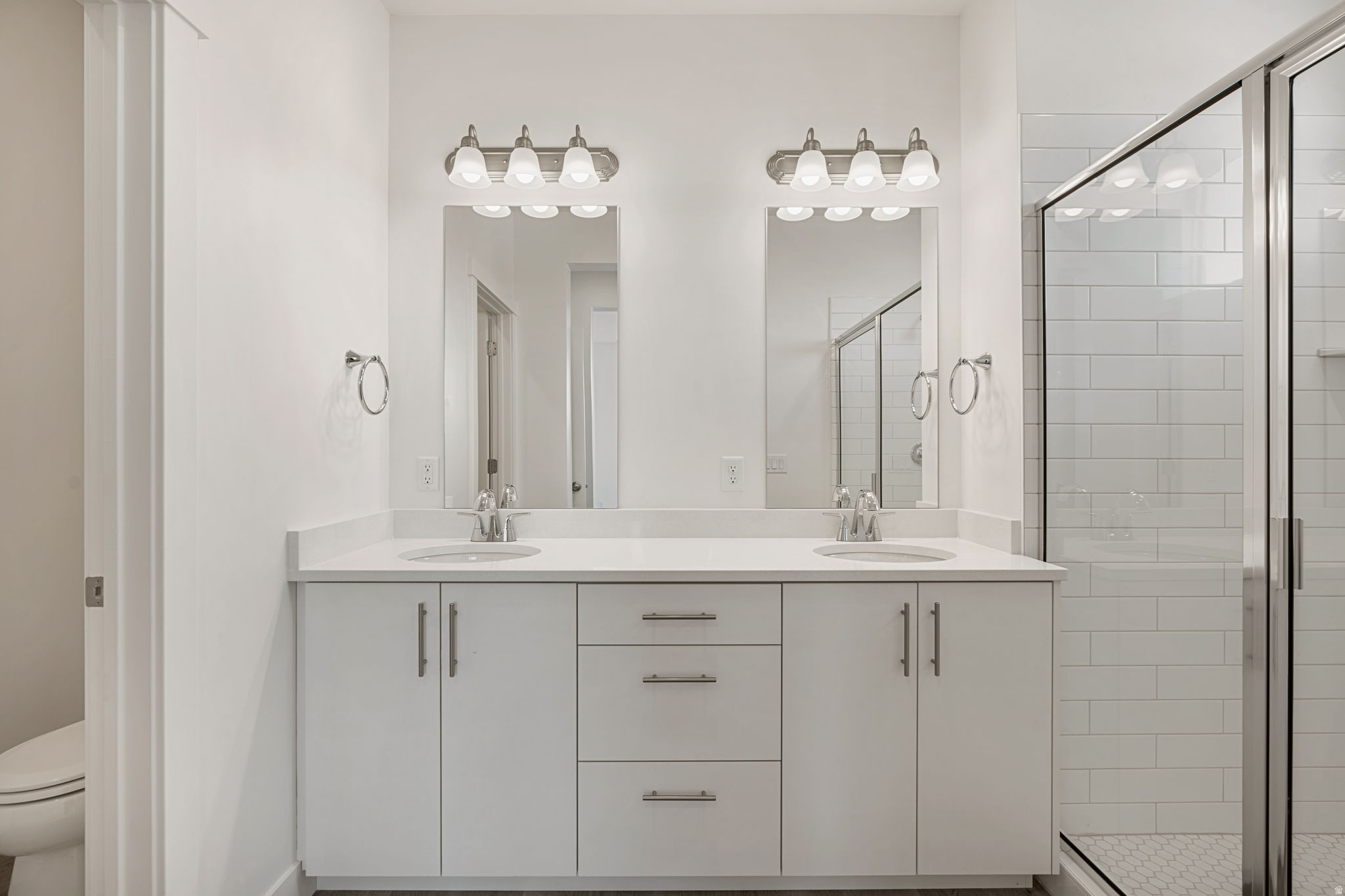 AUBURN HILLS - Residential