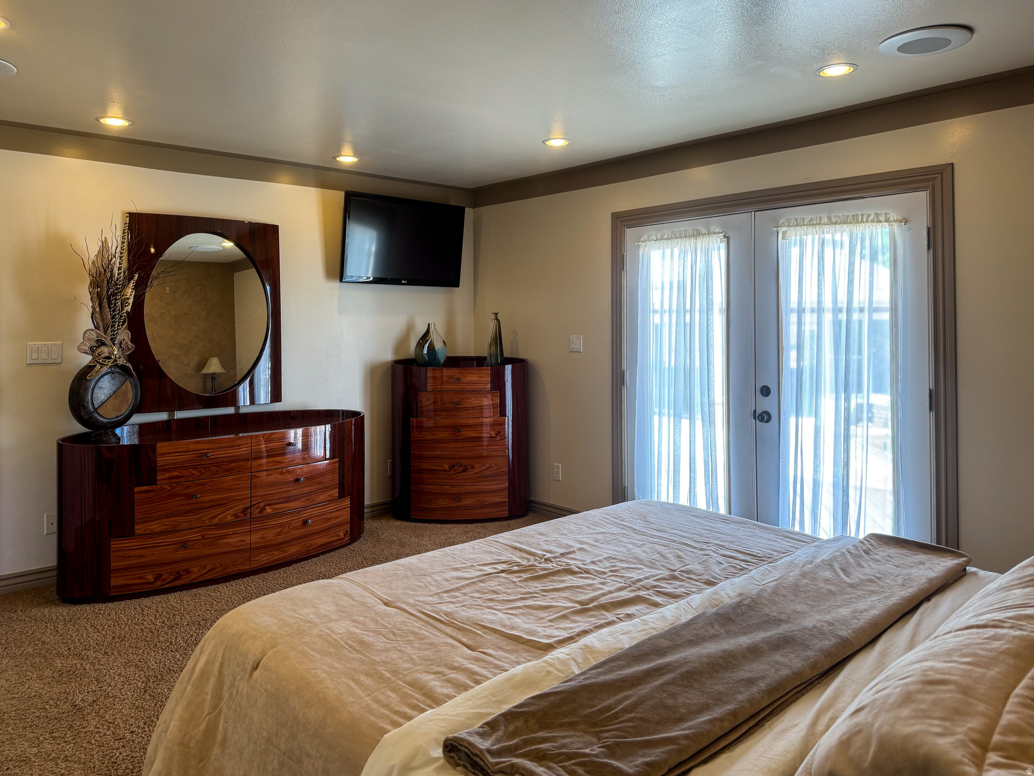 HILLCREST - Residential