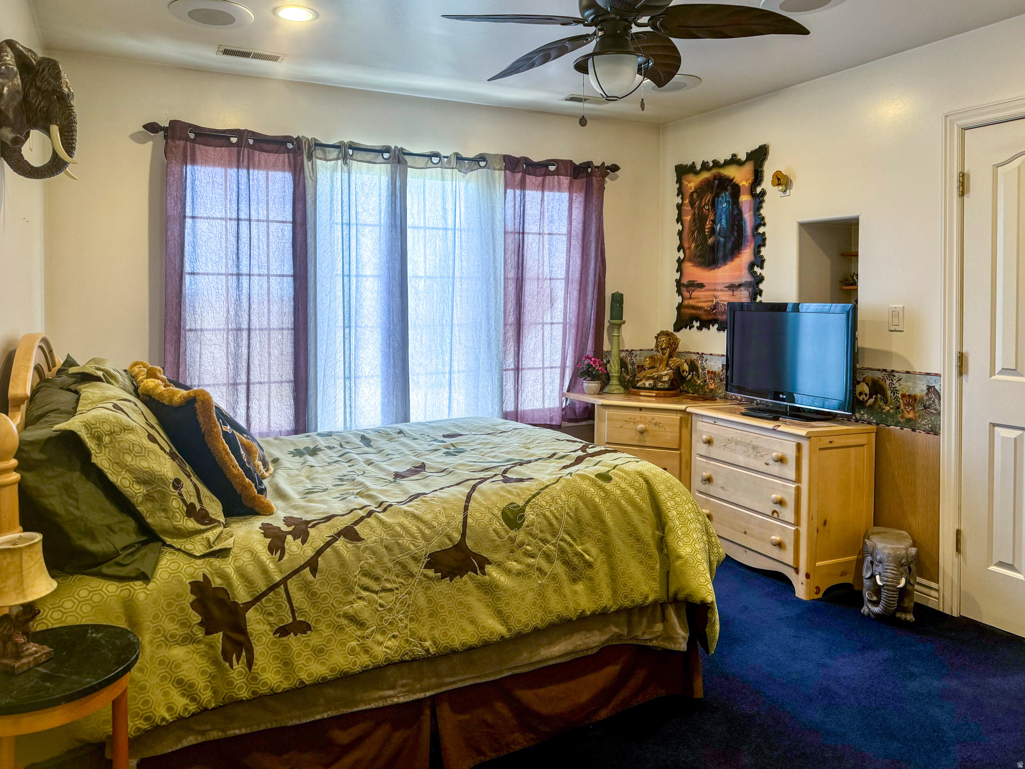 HILLCREST - Residential