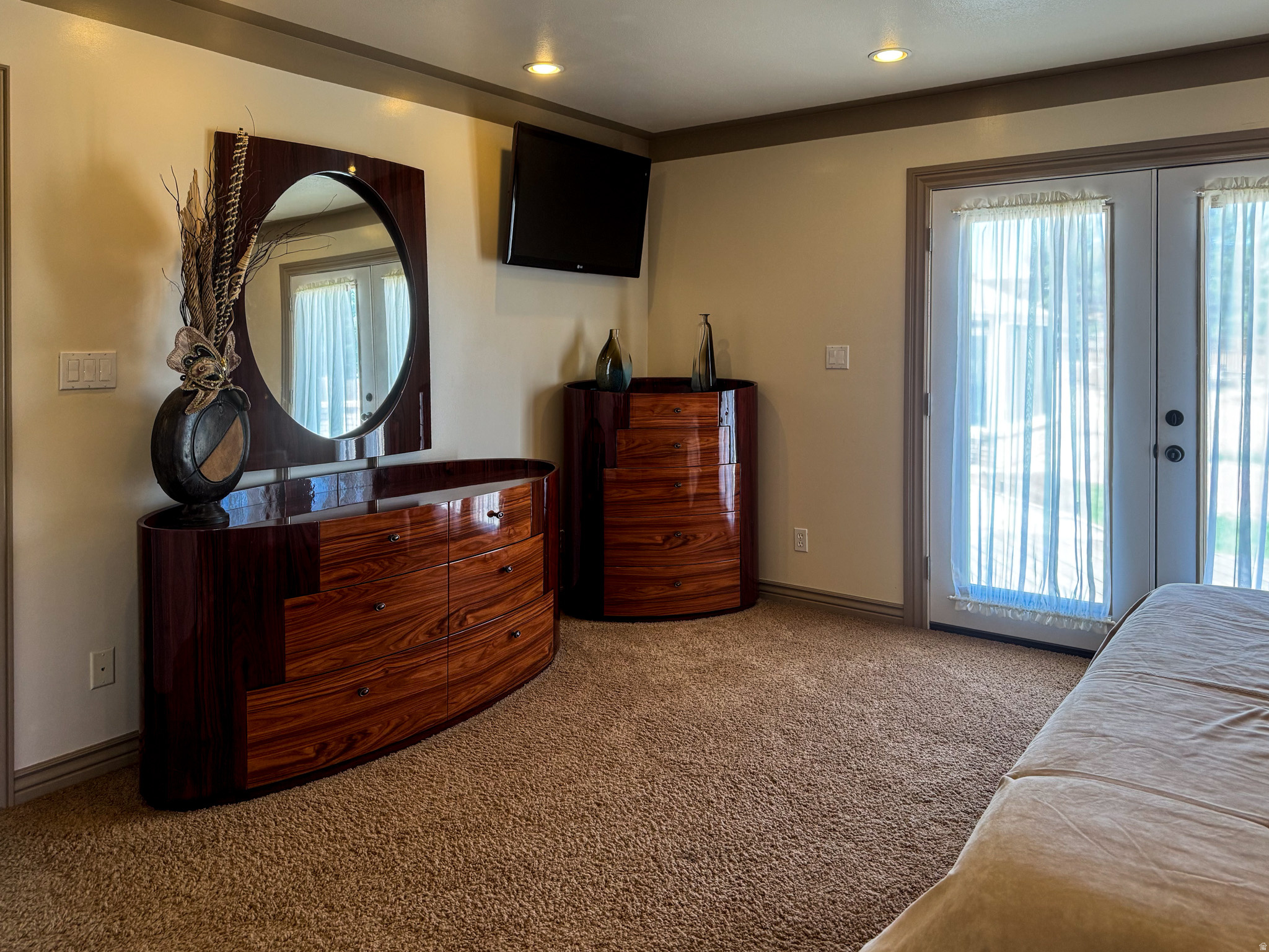 HILLCREST - Residential