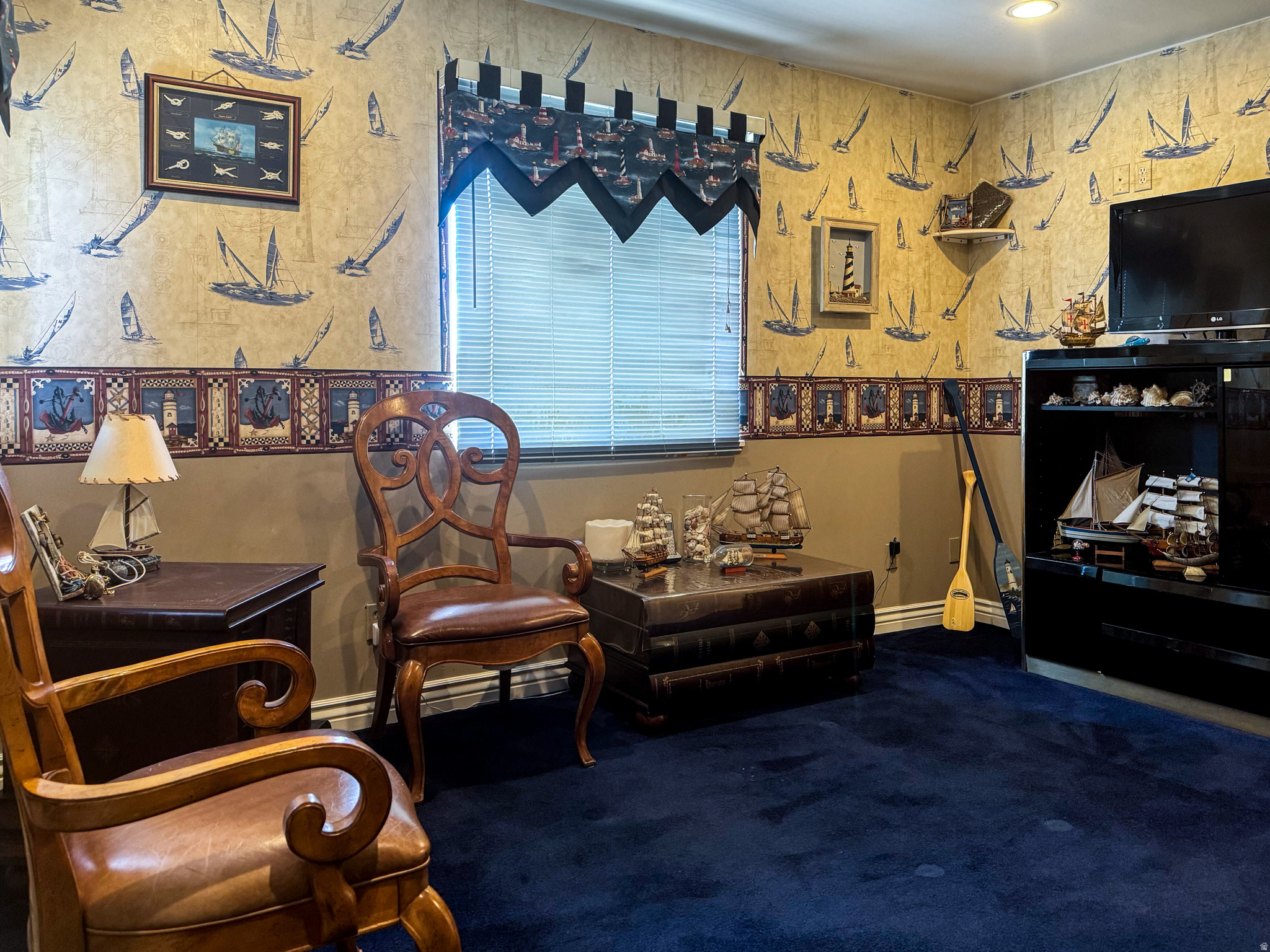 HILLCREST - Residential